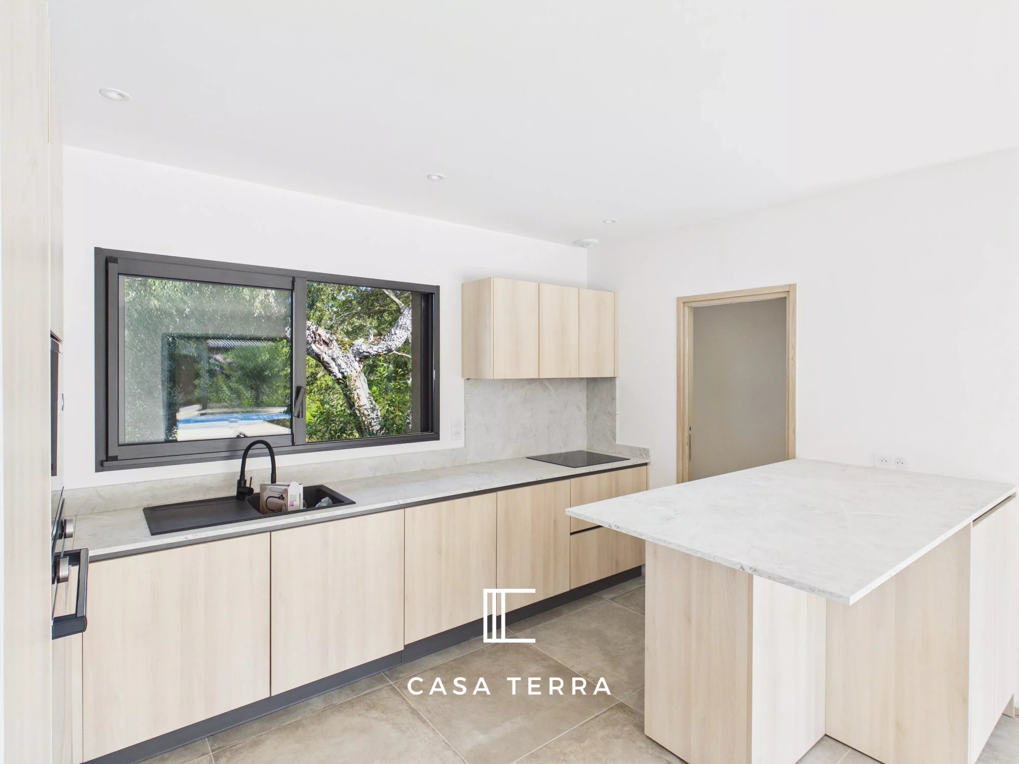 Photo 6 — Casa Terra Real Estate