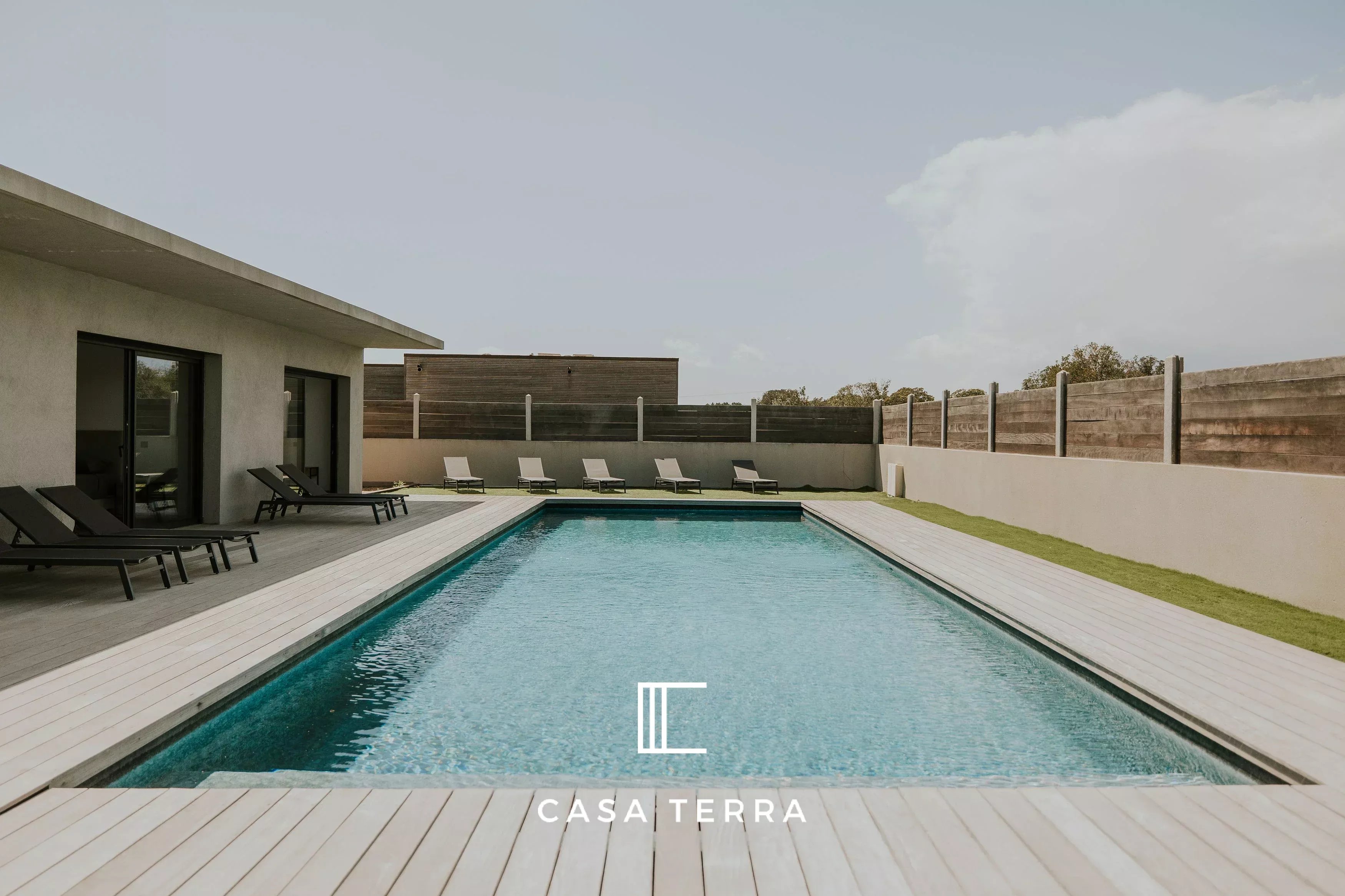 Photo 4 — Casa Terra Real Estate