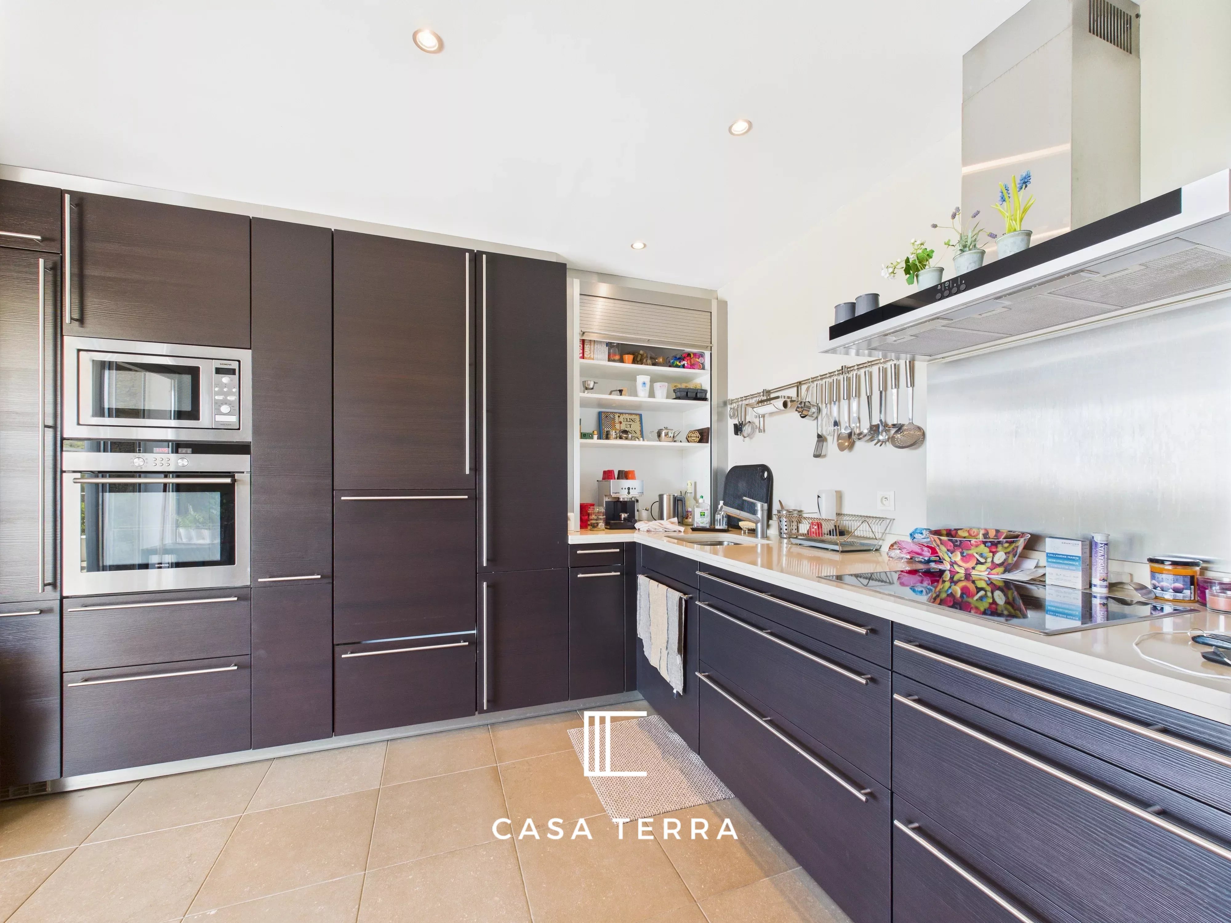Photo 10 — Casa Terra Real Estate