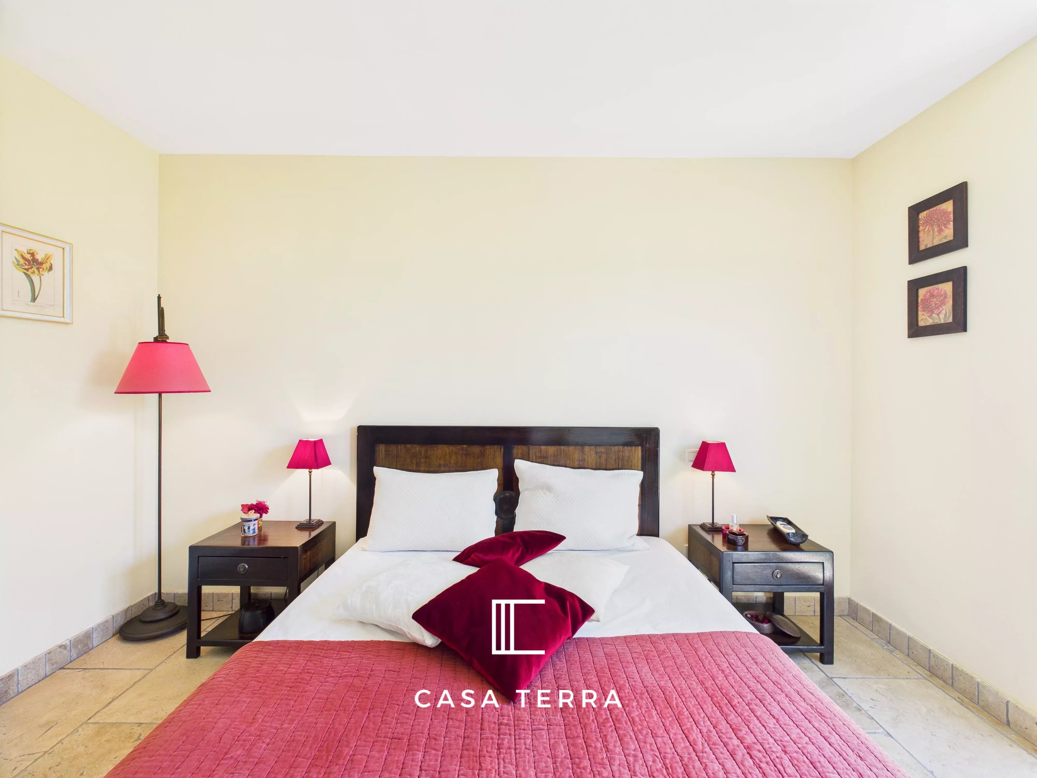 Photo 11 — Casa Terra Real Estate