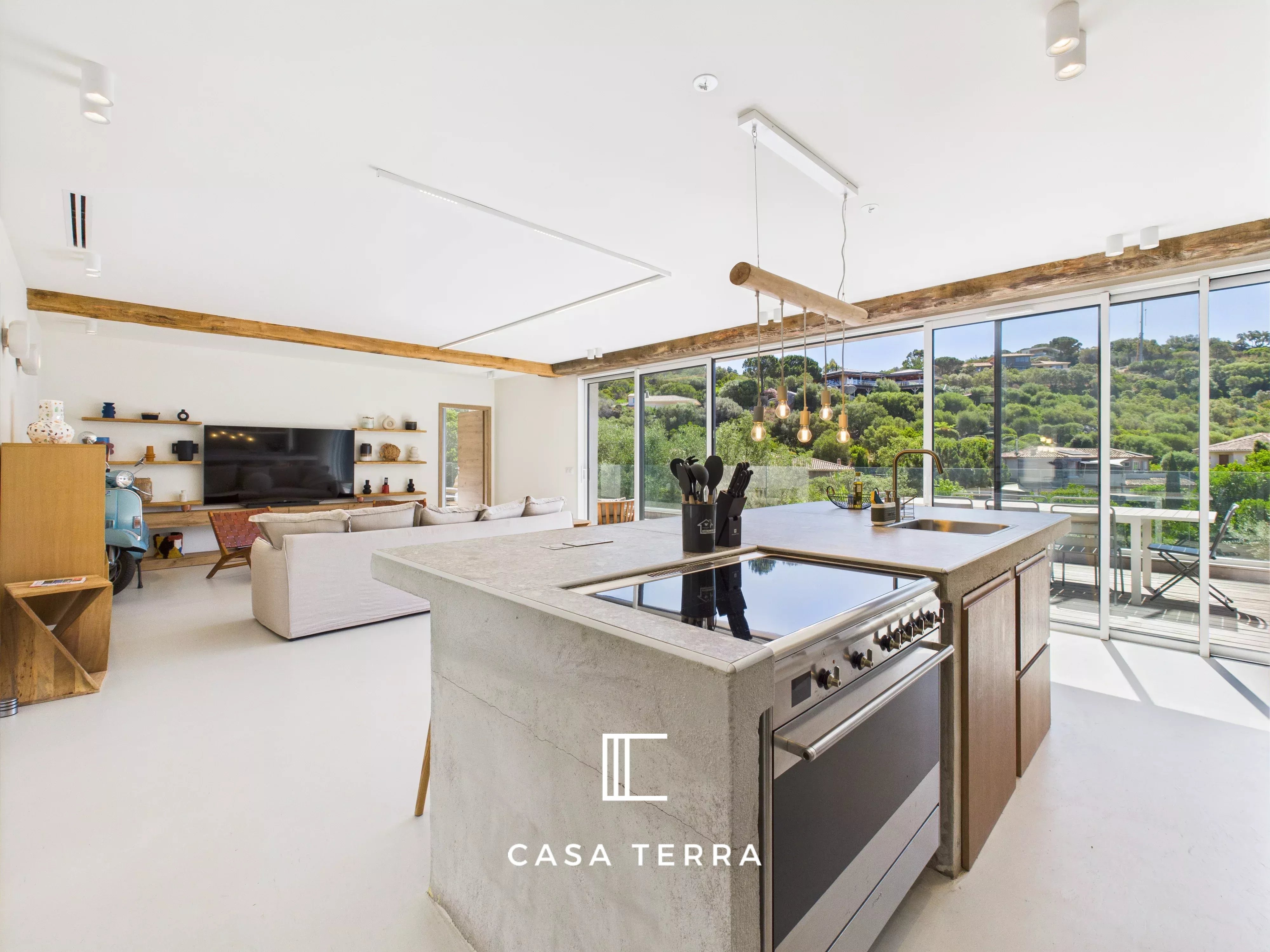 Photo 6 — Casa Terra Real Estate