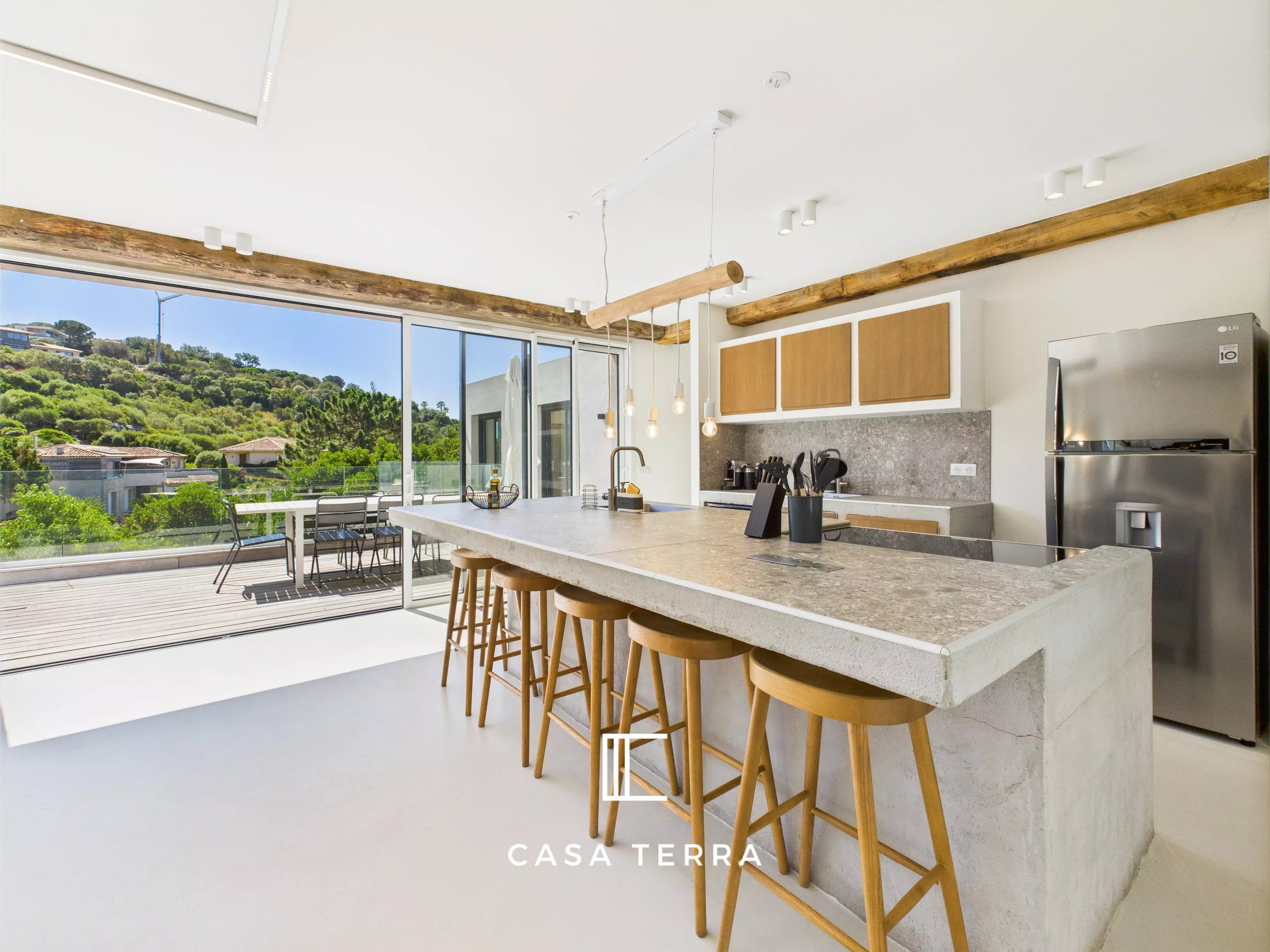 Photo 7 — Casa Terra Real Estate