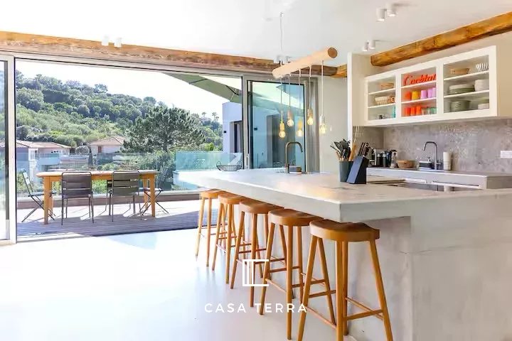 Photo 9 — Casa Terra Real Estate