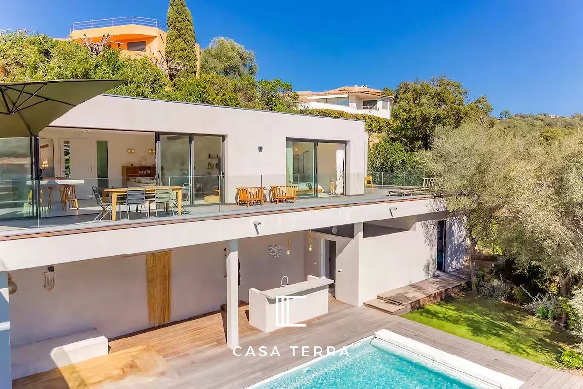 Photo 3 — Casa Terra Real Estate