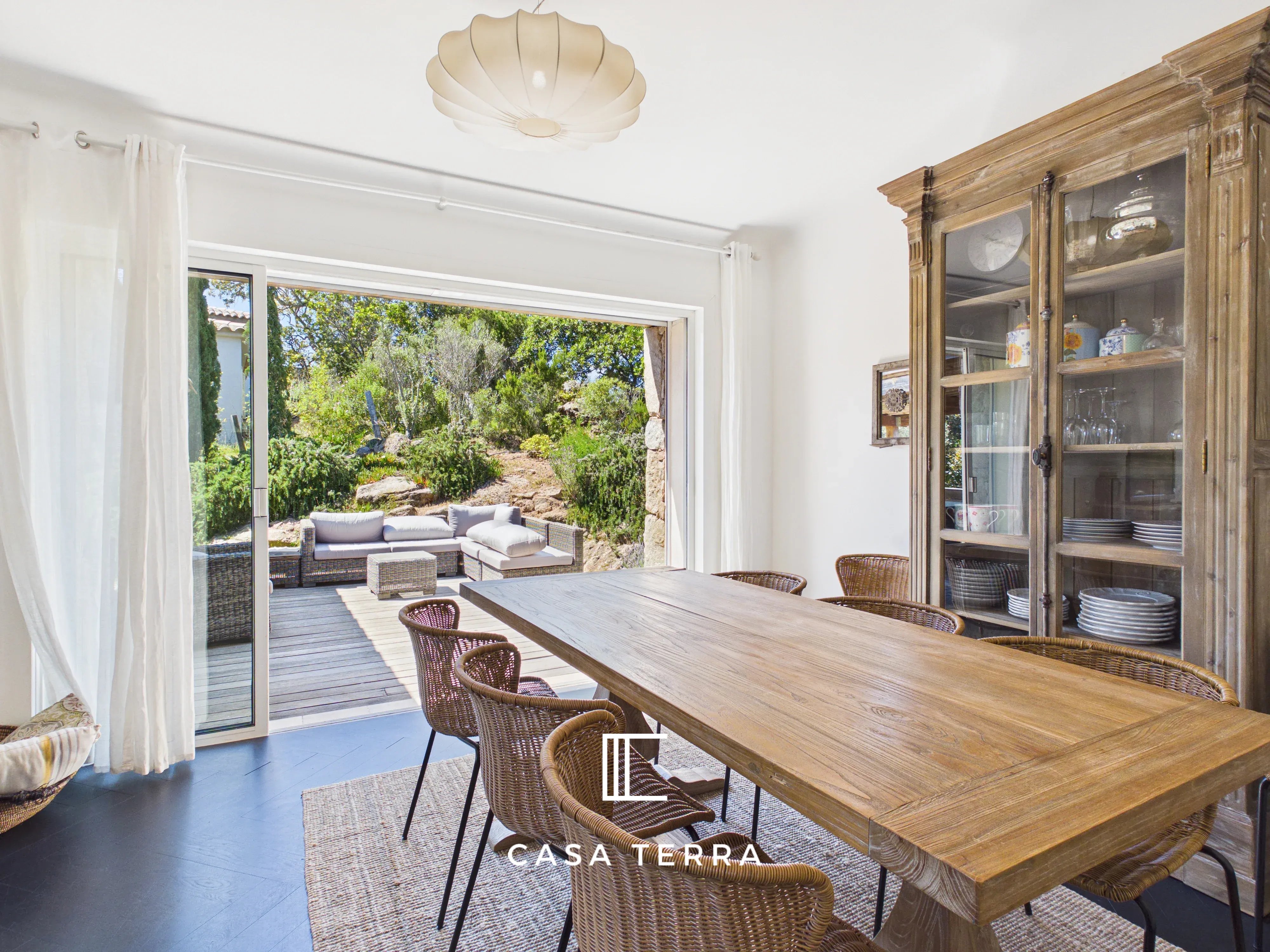 Photo 7 — Casa Terra Real Estate
