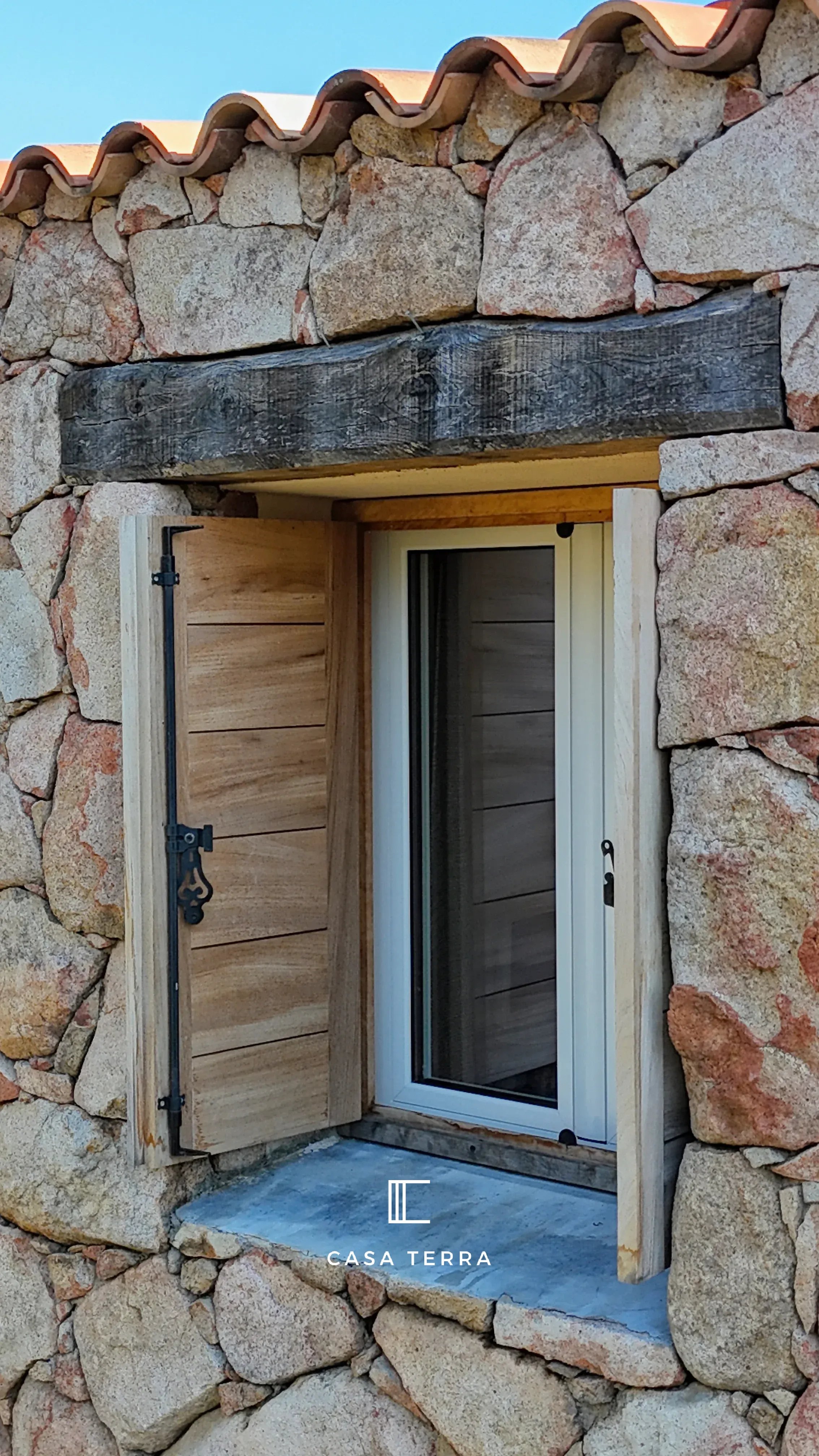 Photo 5 — Casa Terra Real Estate