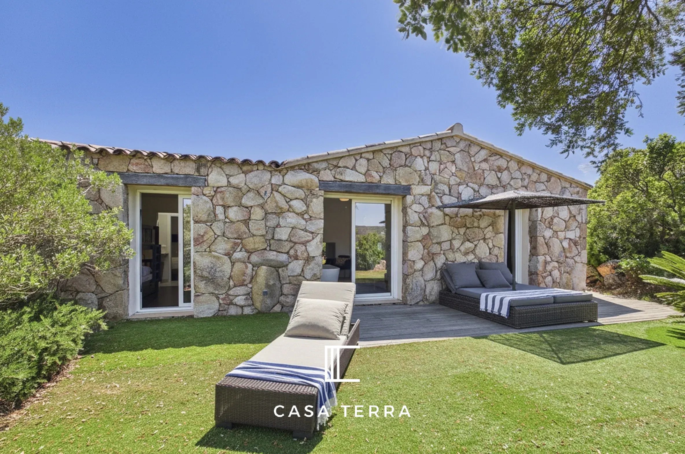 Photo 2 — Casa Terra Real Estate