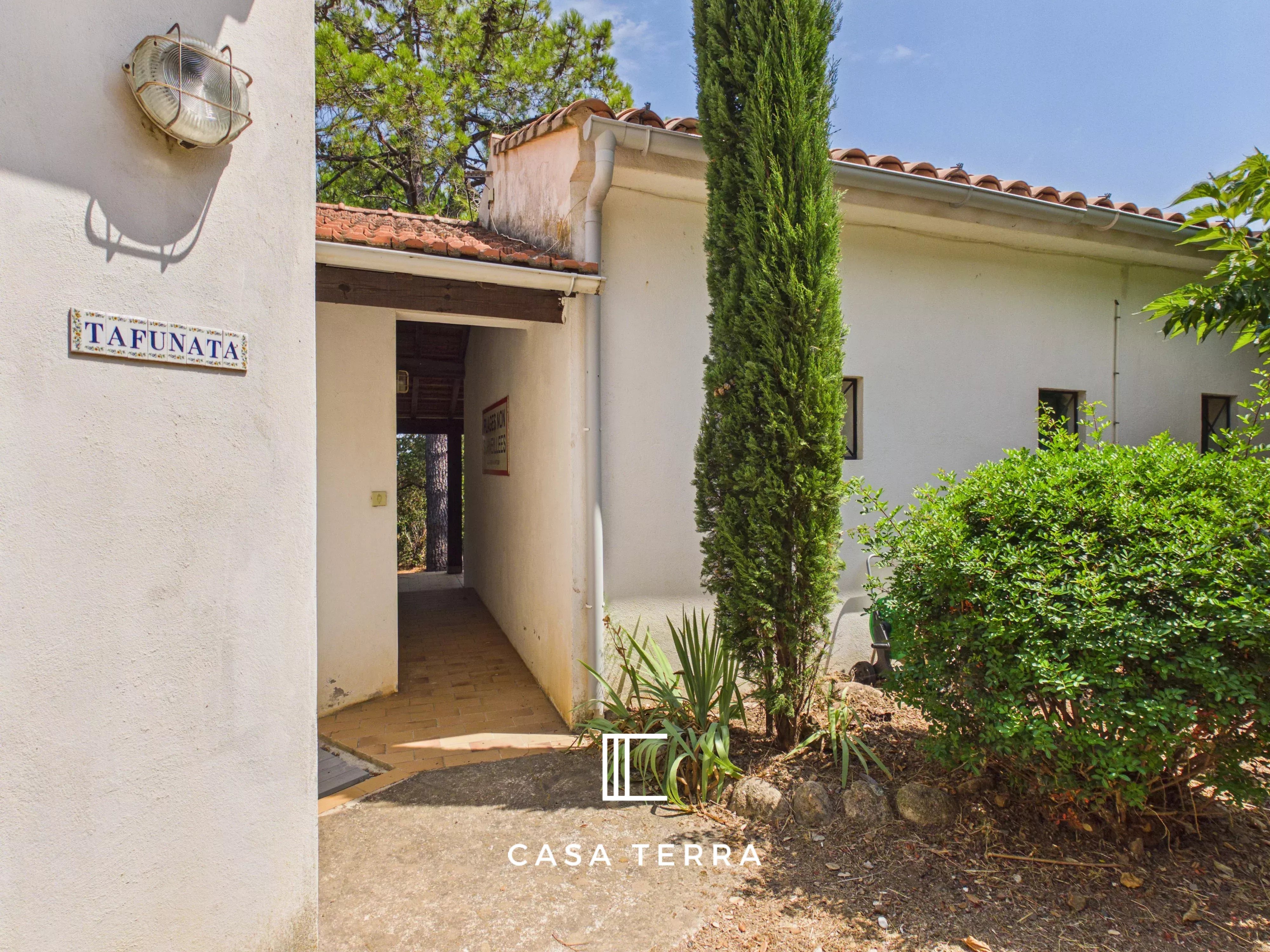 Photo 10 — Casa Terra Real Estate
