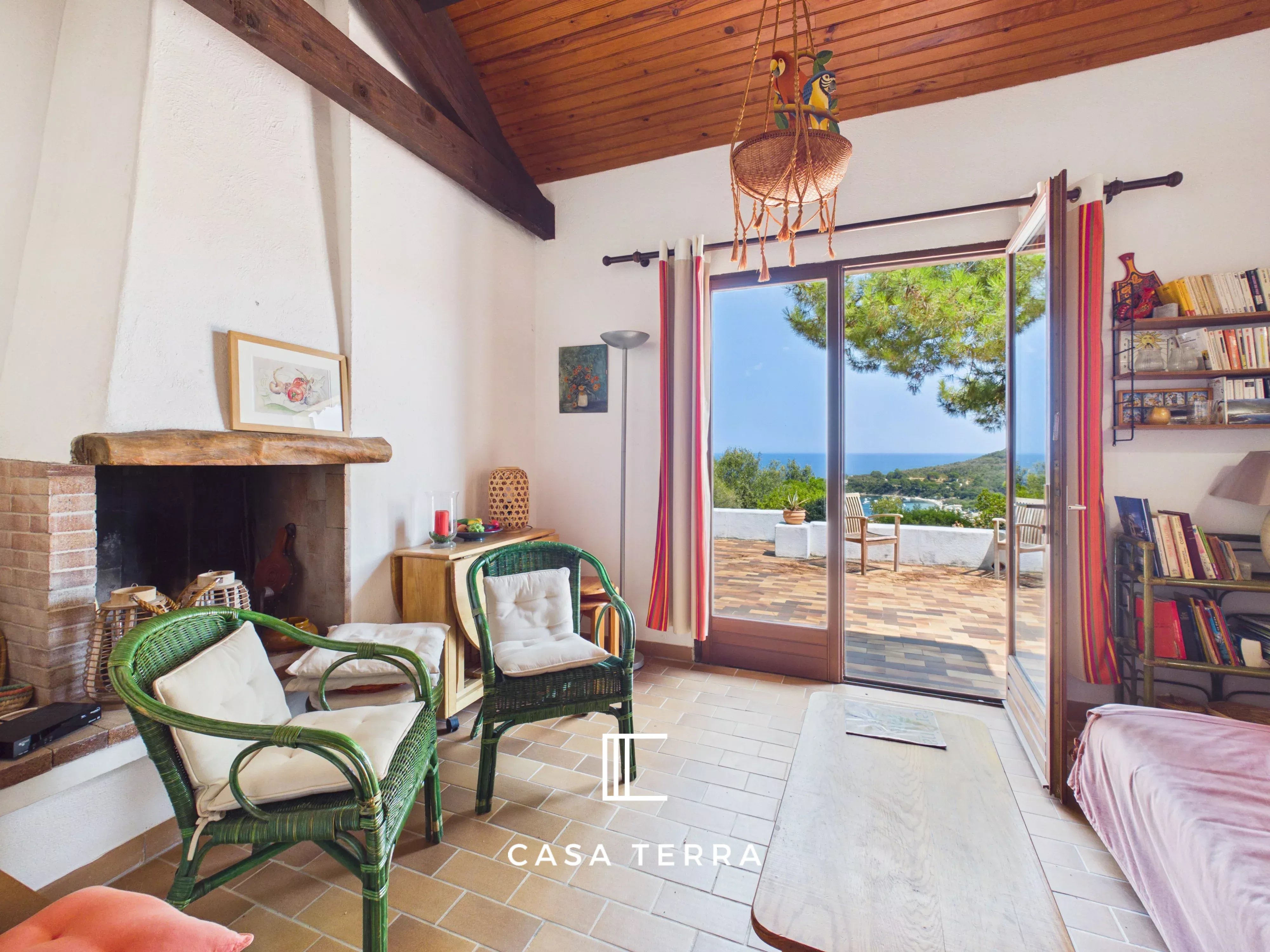 Photo 7 — Casa Terra Real Estate