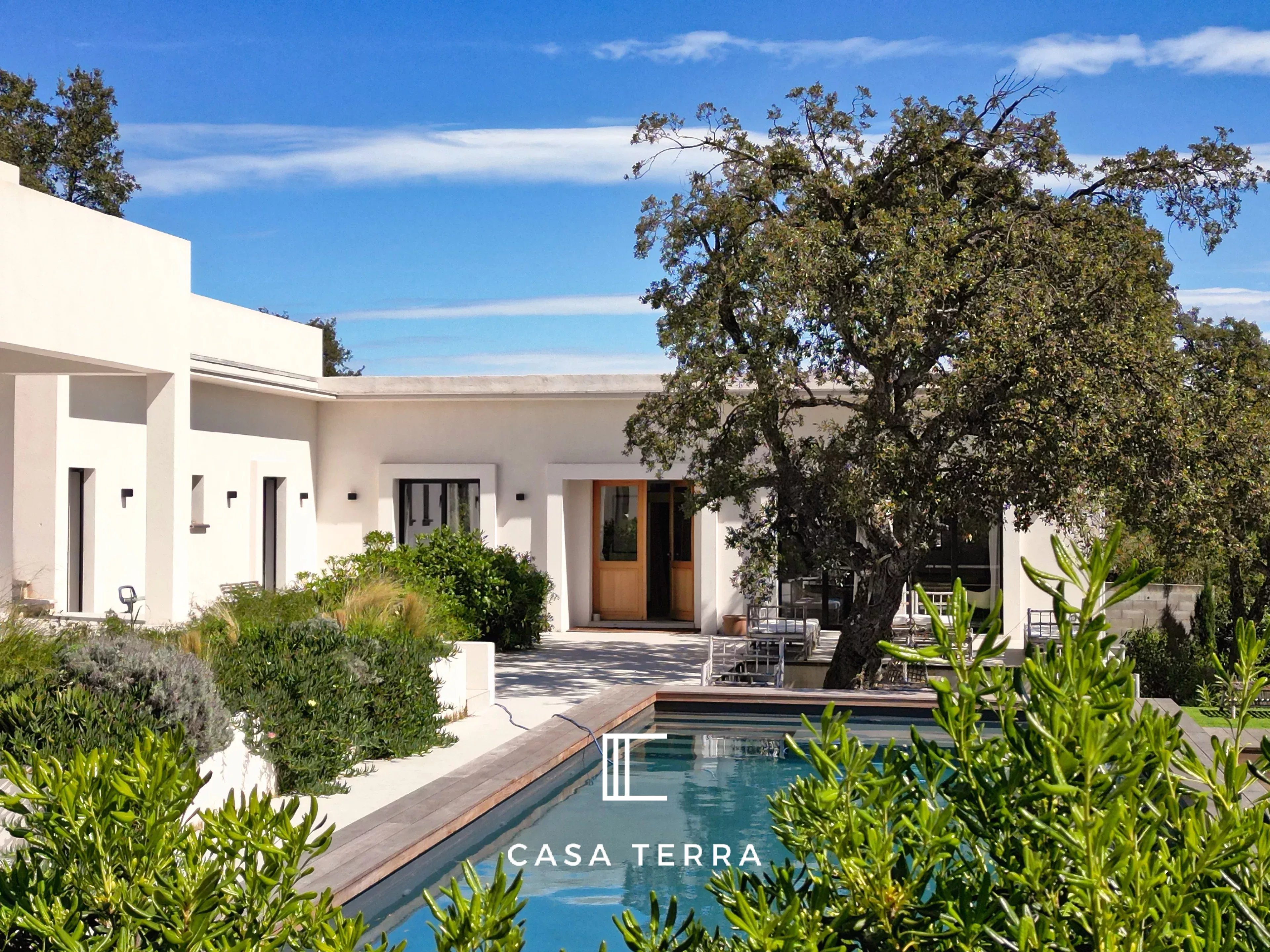 Photo 2 — Casa Terra Real Estate