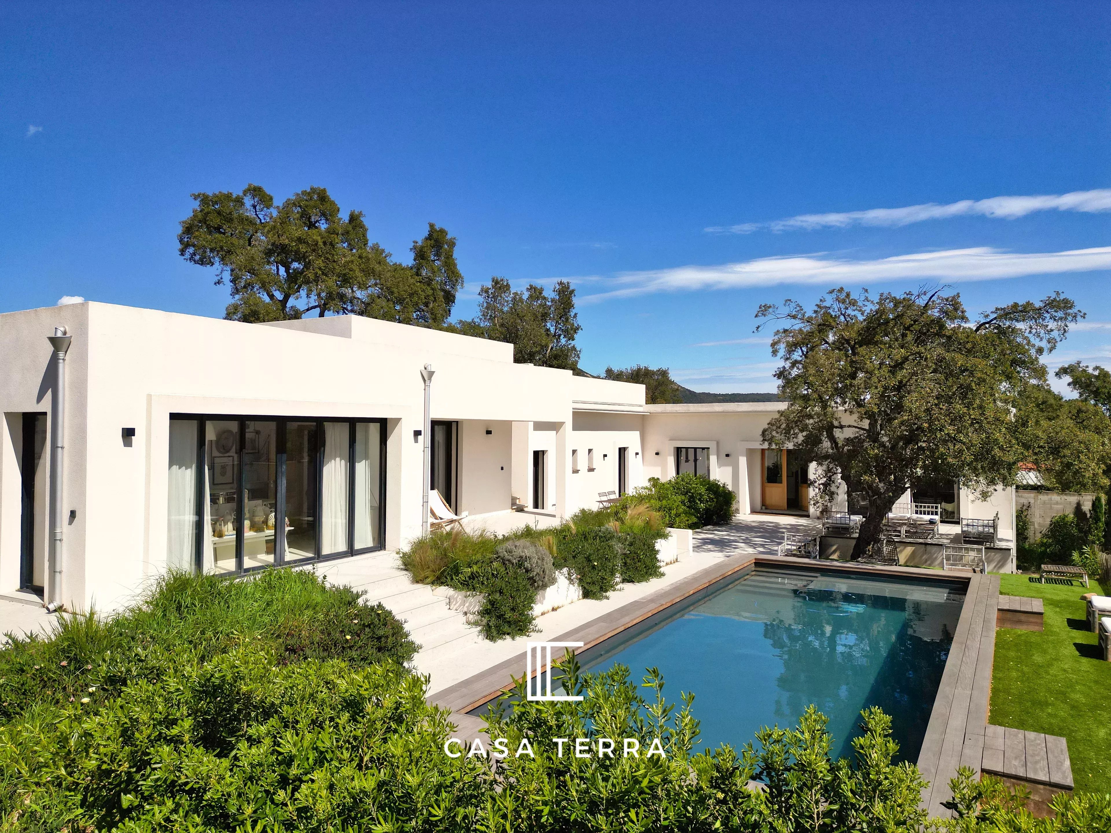 Photo 19 — Casa Terra Real Estate