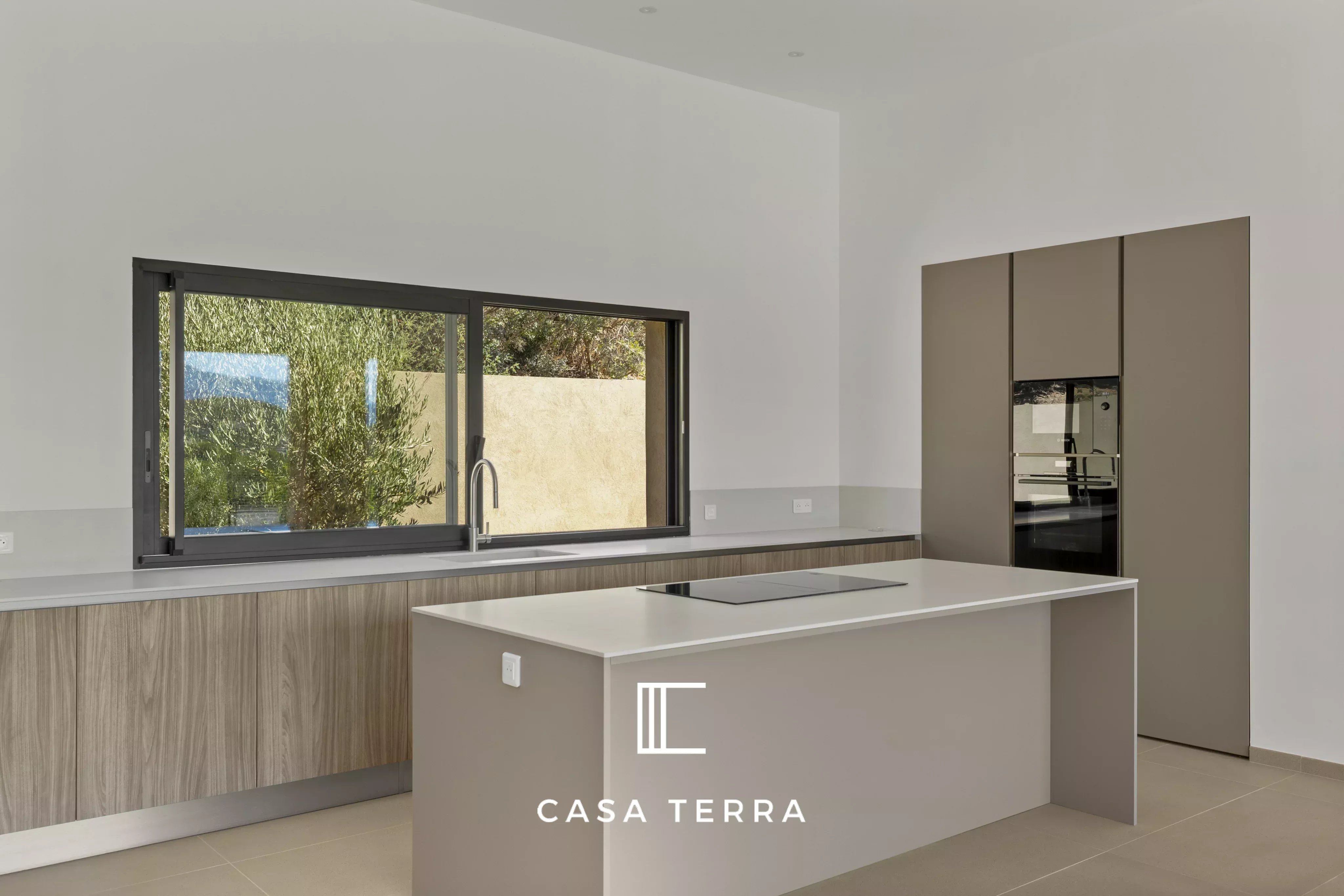 Photo 8 — Casa Terra Real Estate