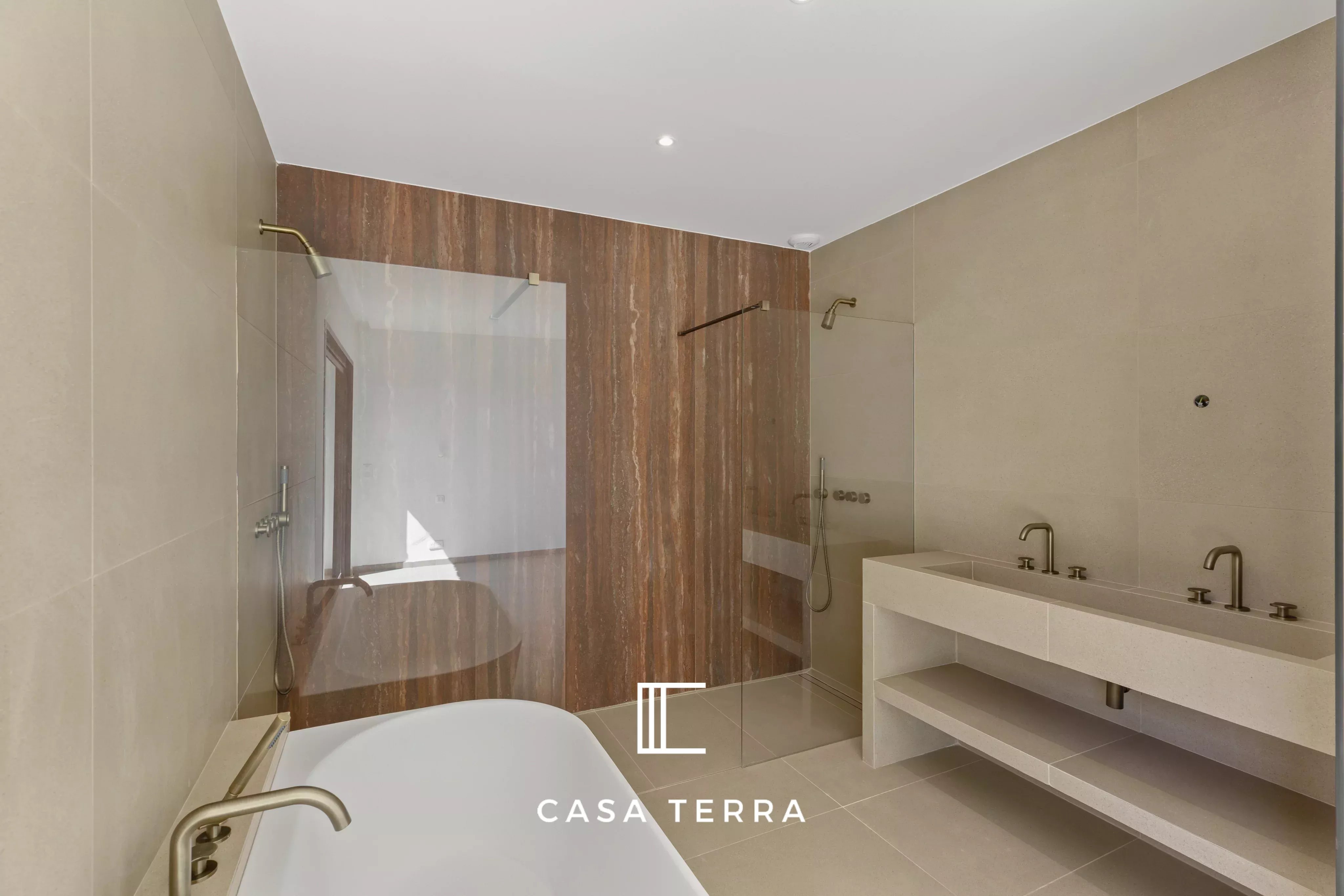 Photo 14 — Casa Terra Real Estate