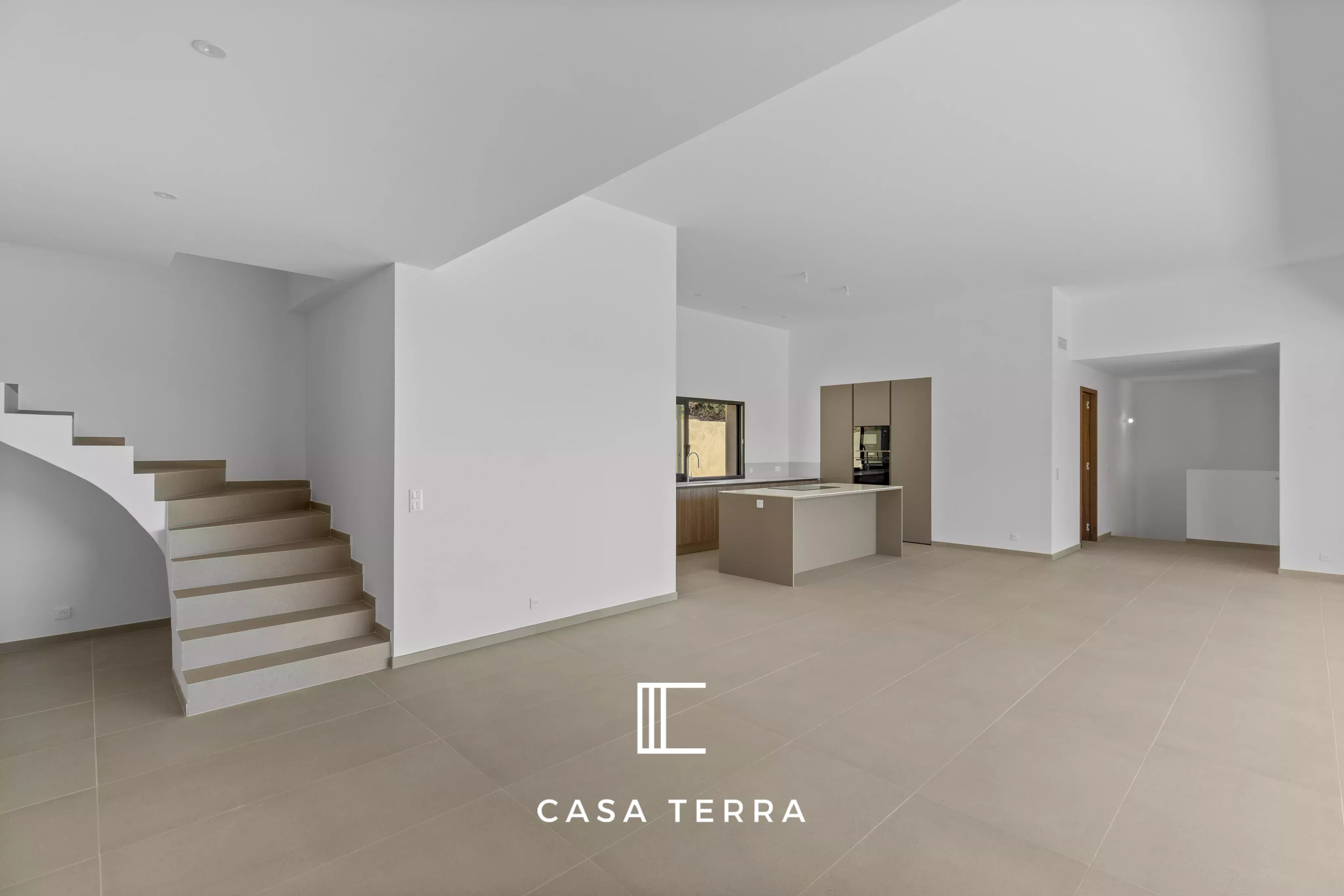 Photo 7 — Casa Terra Real Estate
