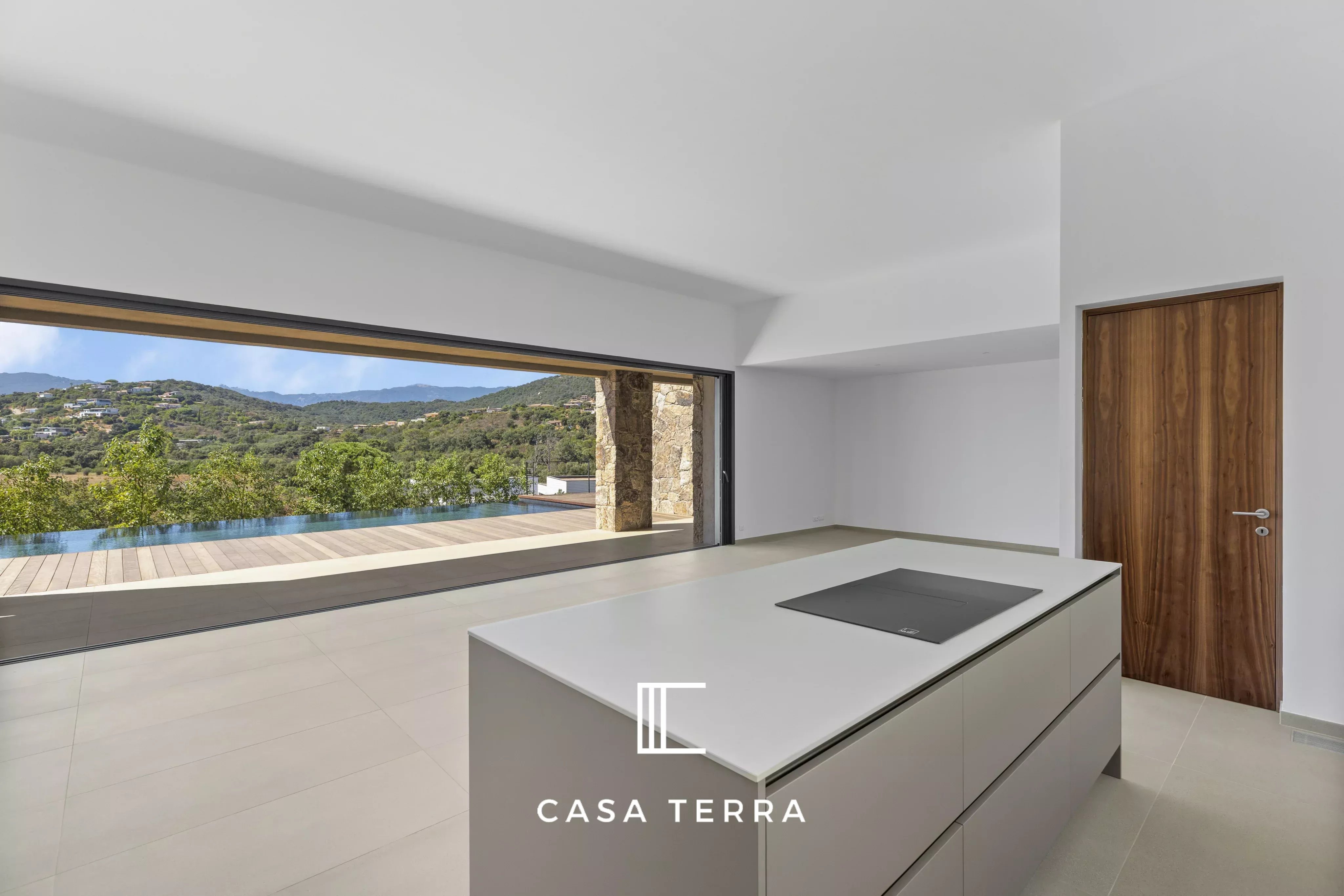 Photo 2 — Casa Terra Real Estate