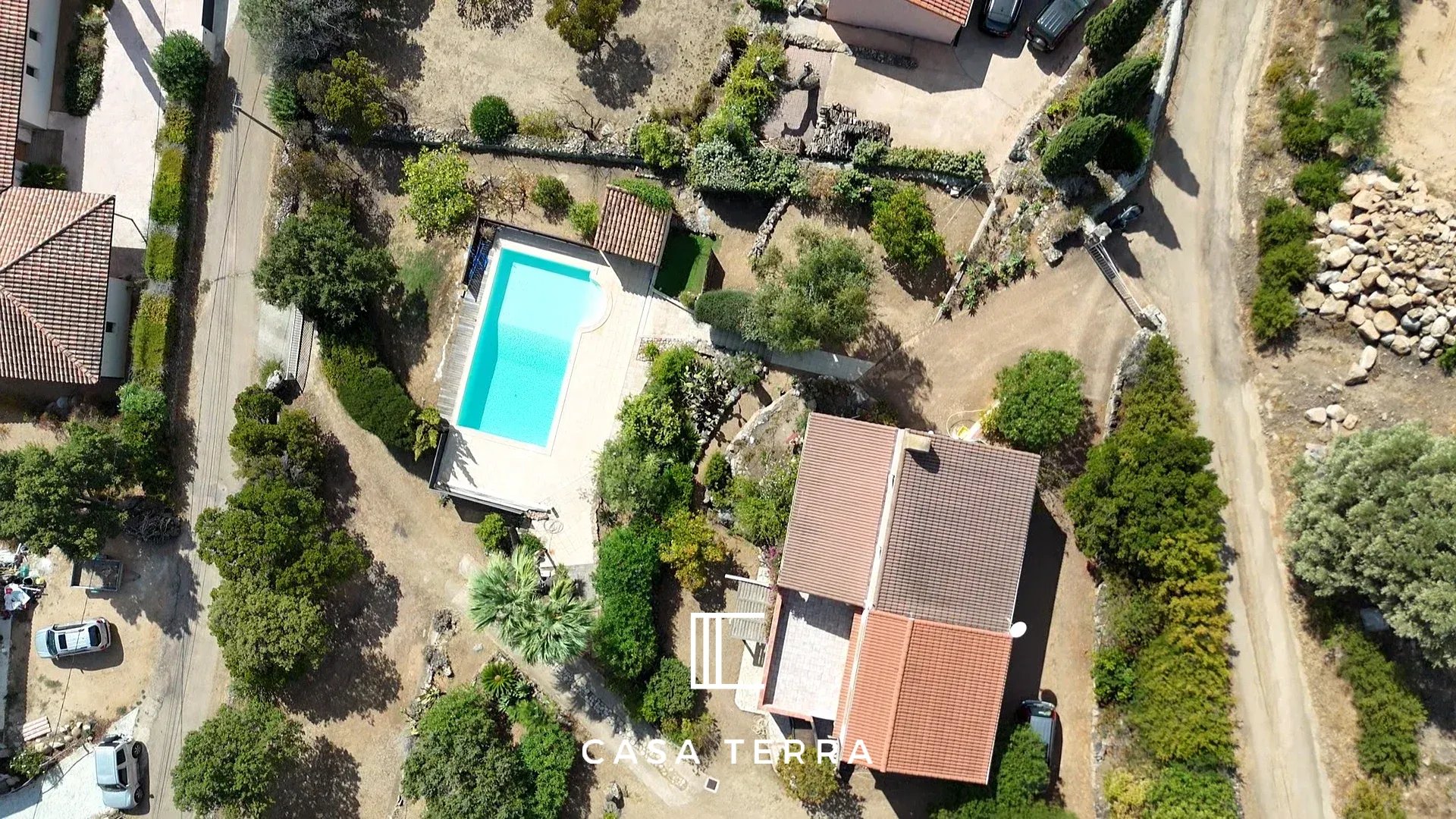 Photo 5 — Casa Terra Real Estate