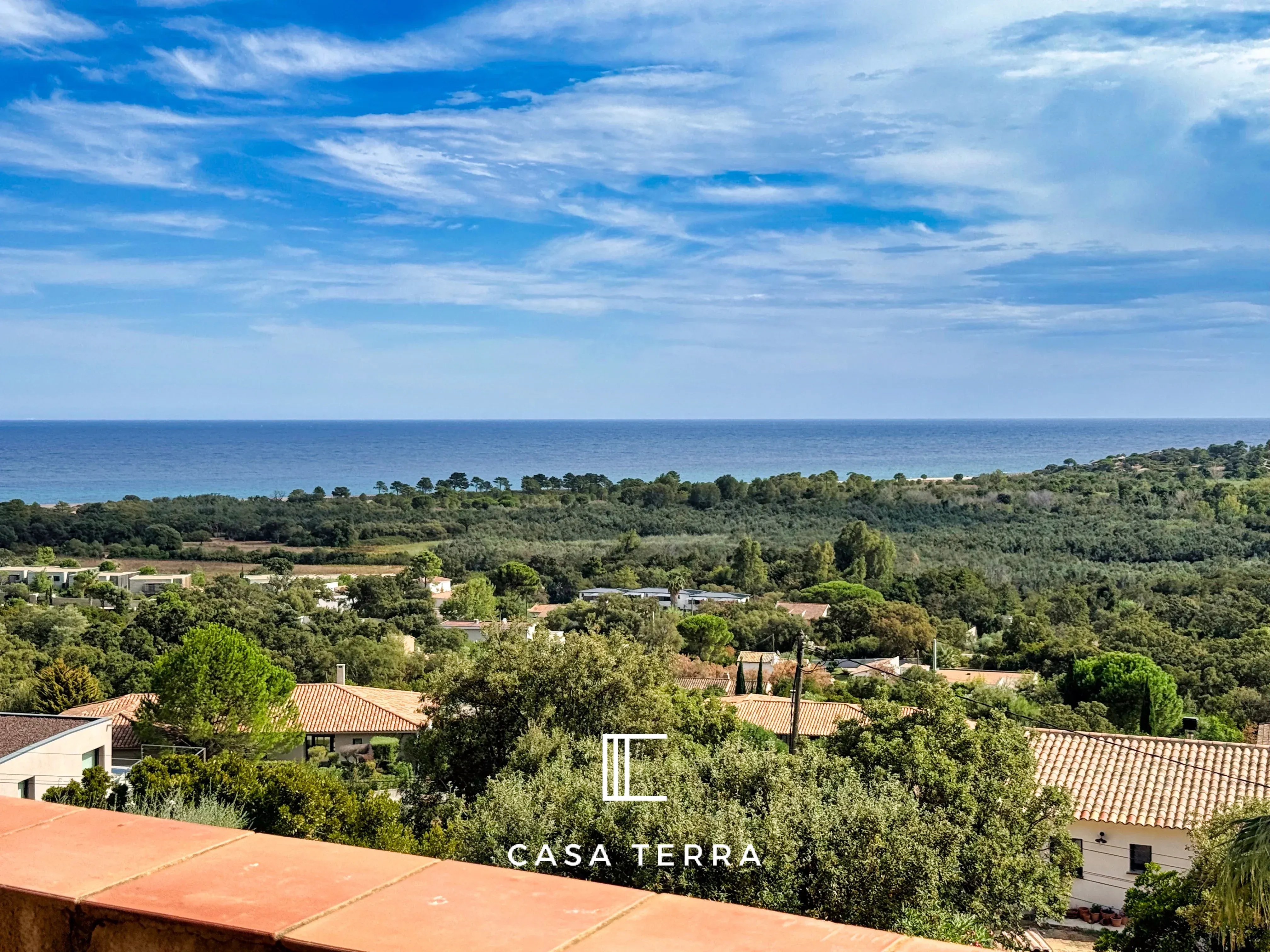 Photo 3 — Casa Terra Real Estate