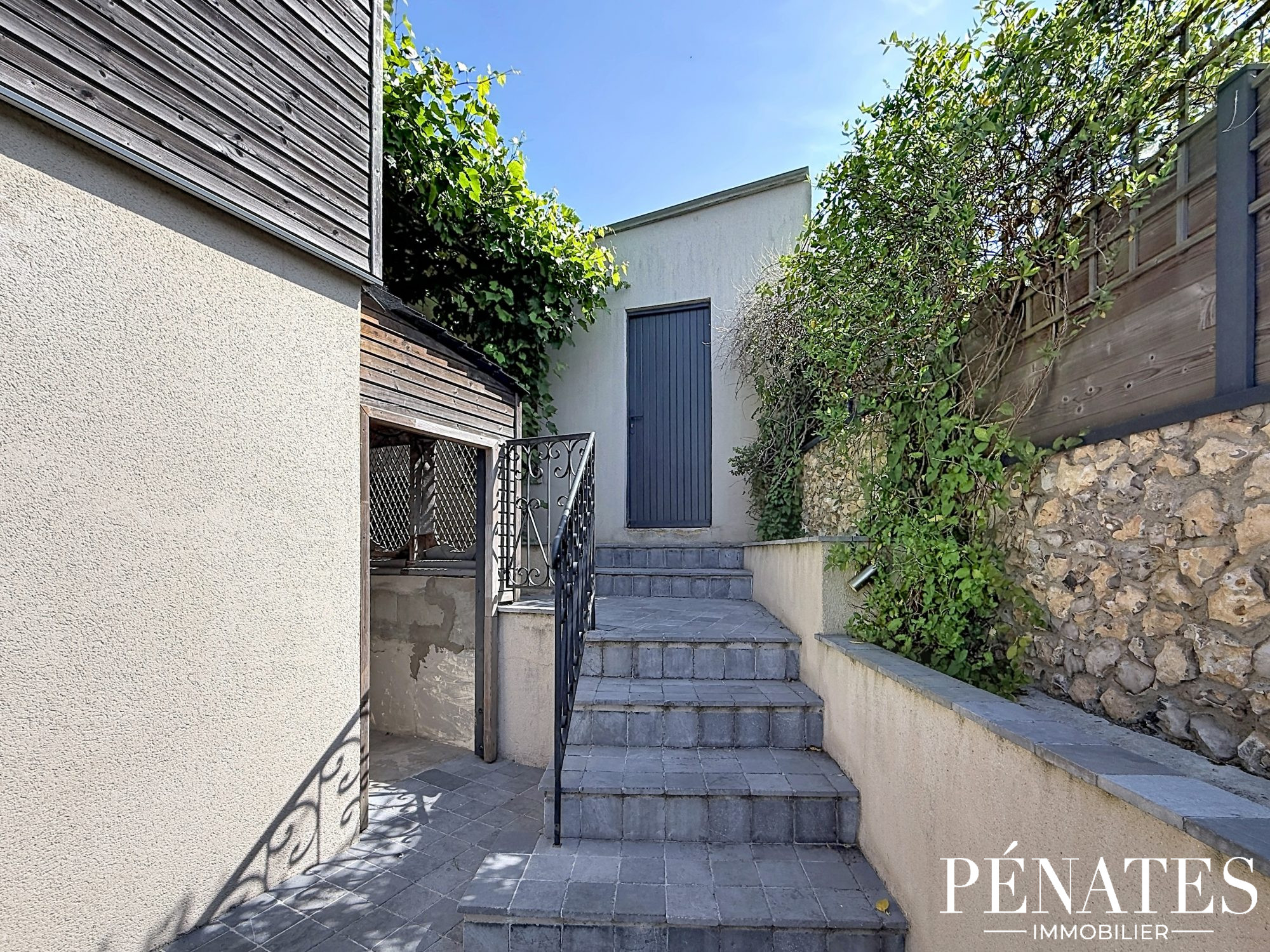Photo 13 — Agence Pénates & Associés