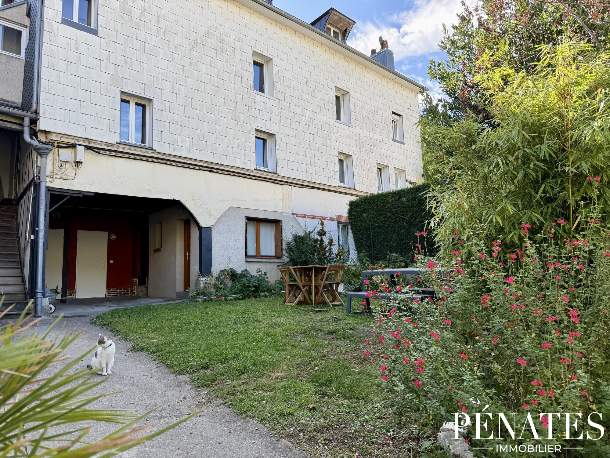 Photo 13 — Agence Pénates & Associés