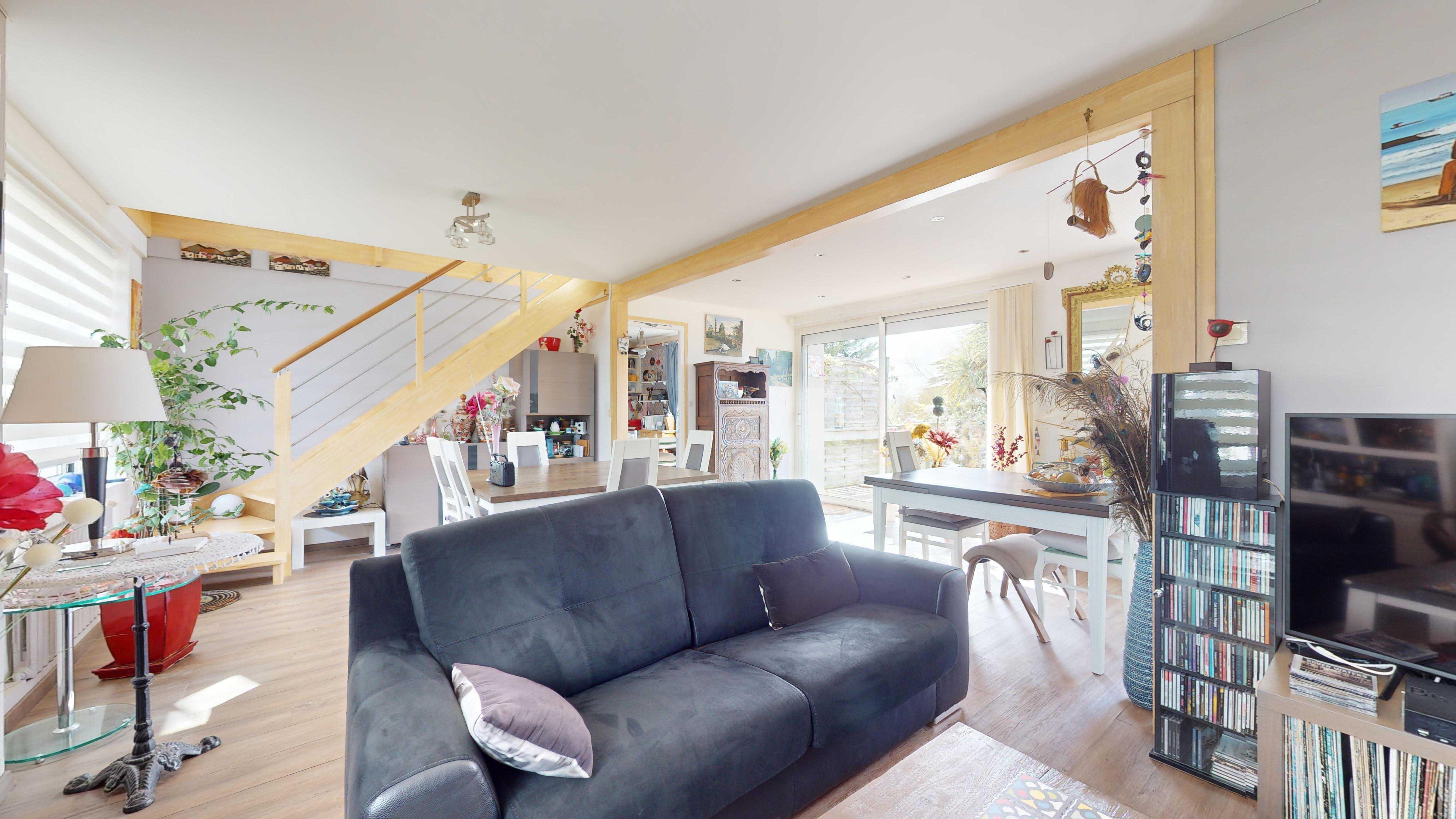 Photo 9 — NOVELIOZ - Rennes_Saint-Brieuc_Paris