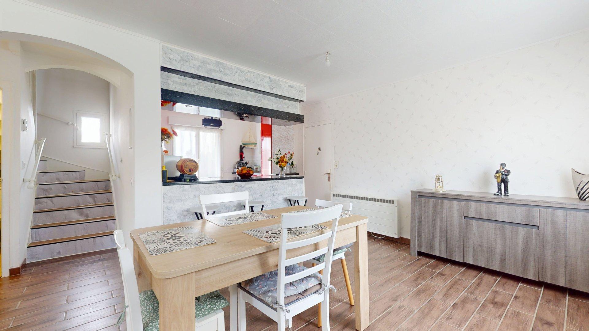 Photo 3 — NOVELIOZ - Rennes_Saint-Brieuc_Paris