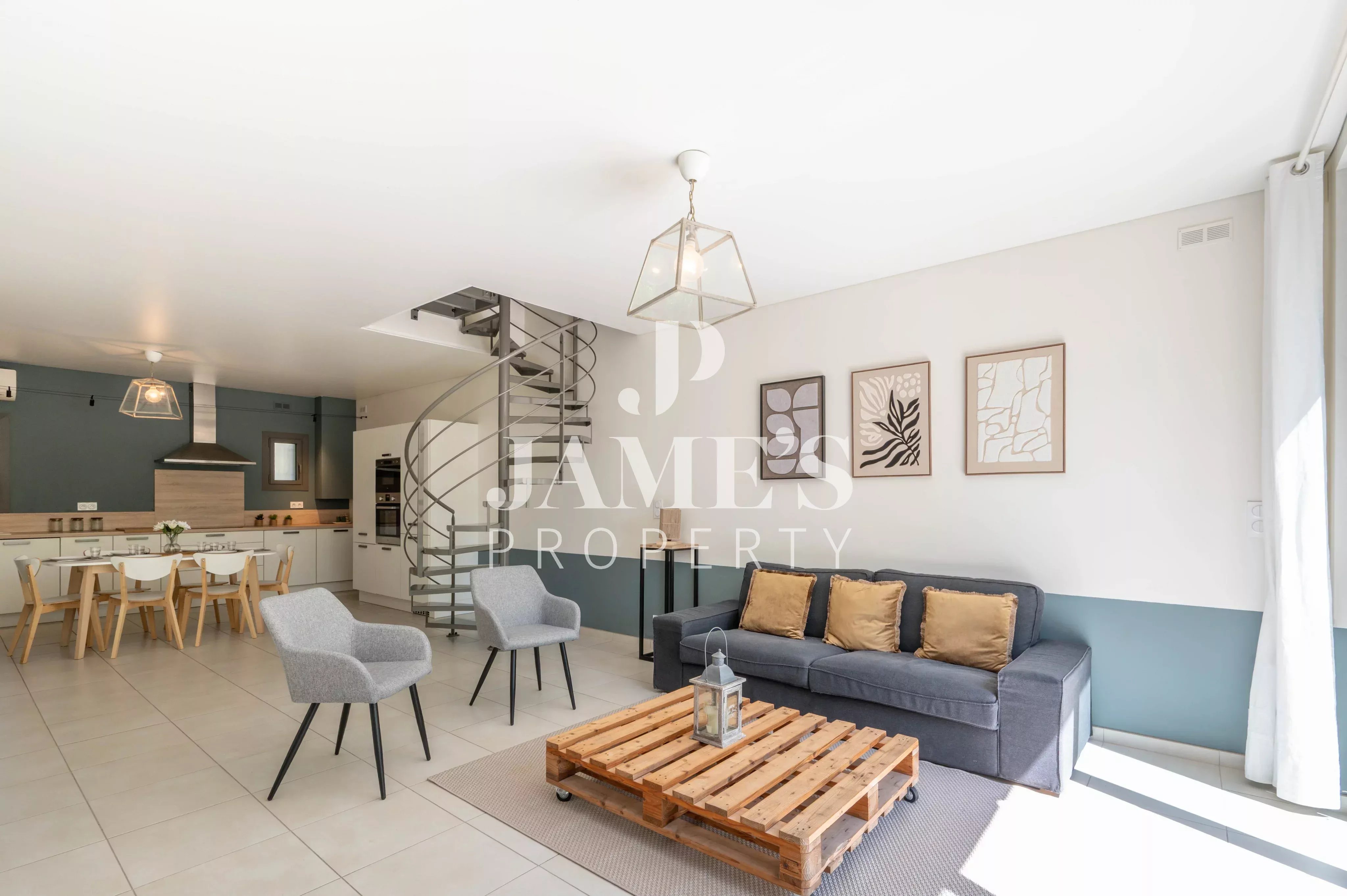 Photo 4 — JAME'S PROPERTY