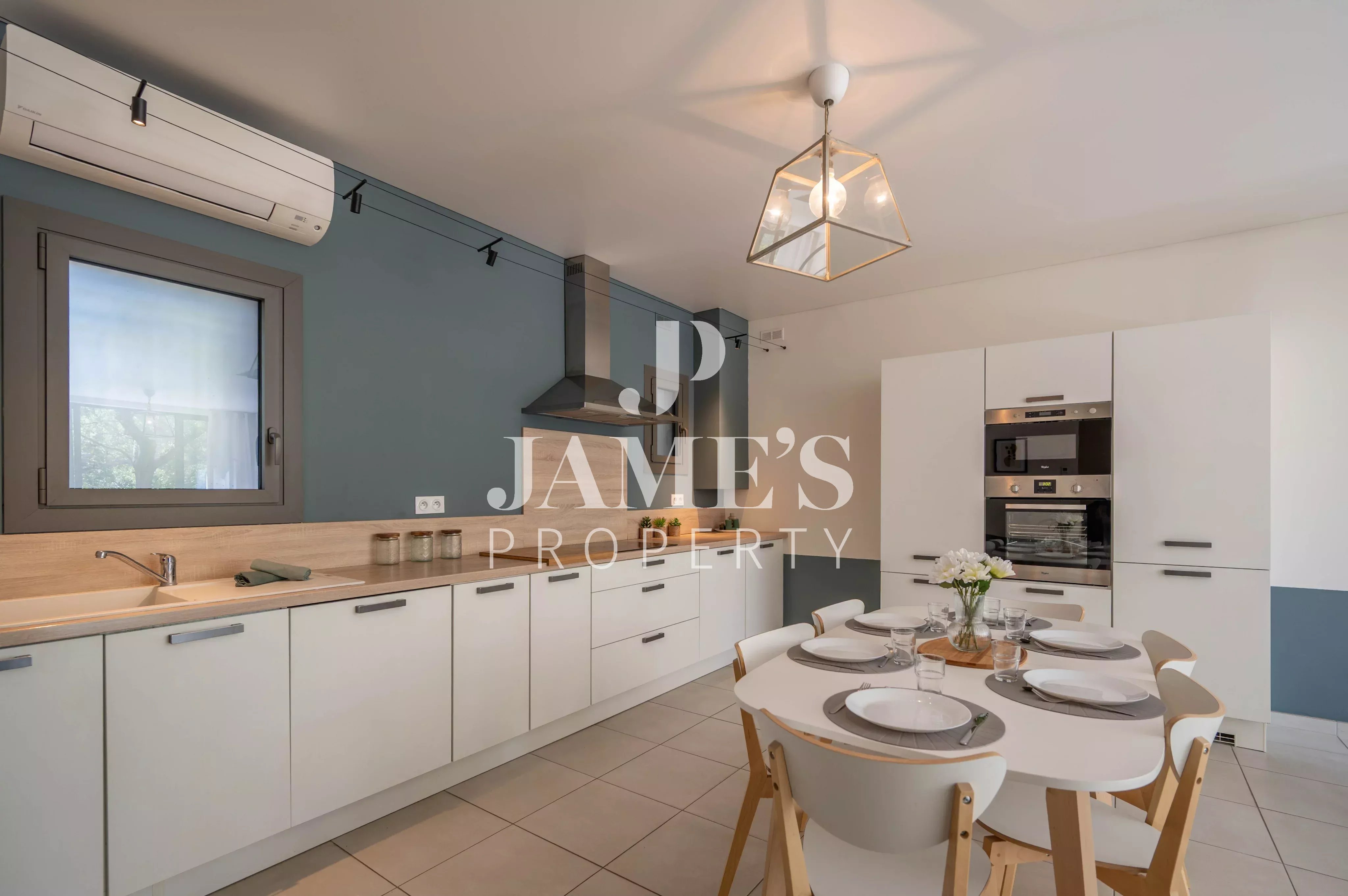 Photo 6 — JAME'S PROPERTY