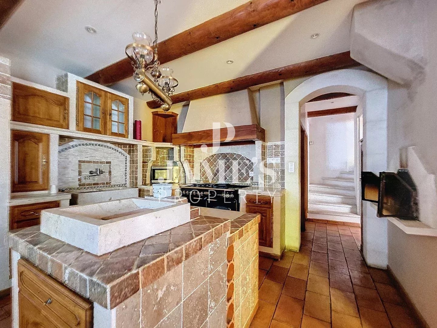 Photo 4 — JAME'S PROPERTY