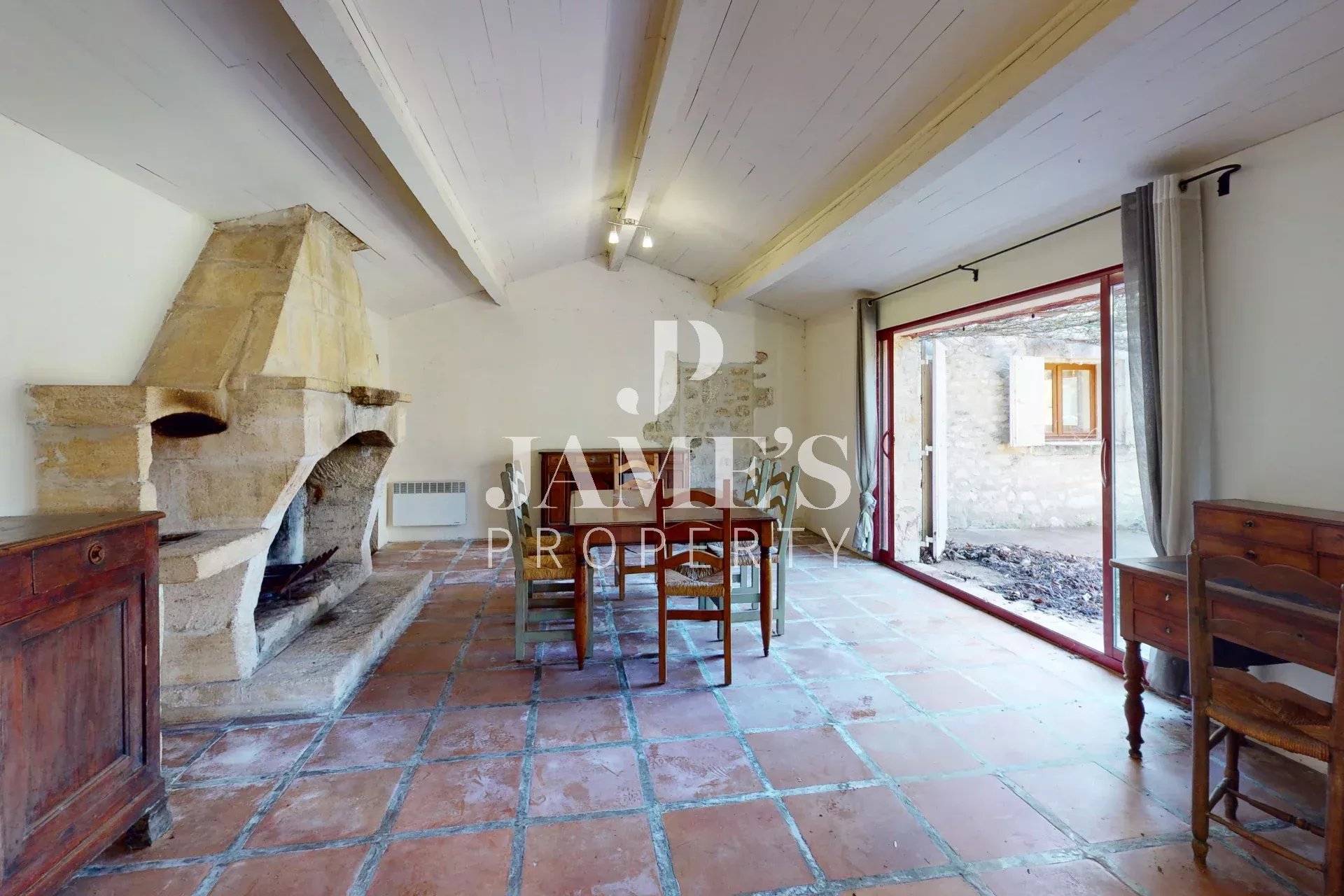 Photo 4 — JAME'S PROPERTY