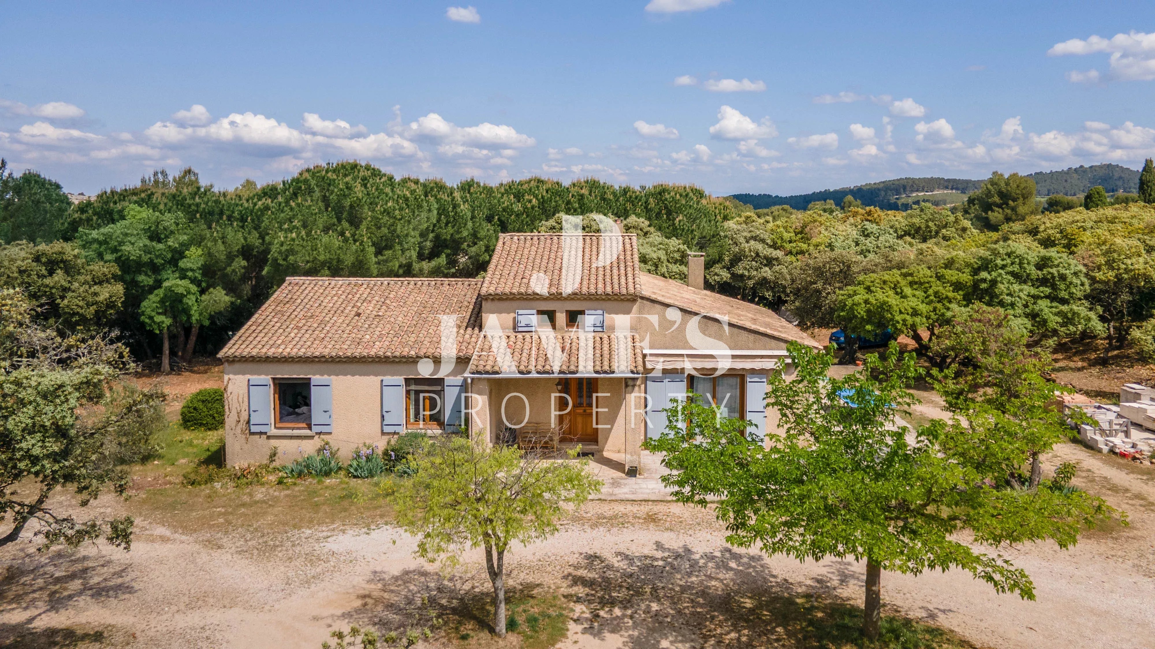 Photo 3 — JAME'S PROPERTY