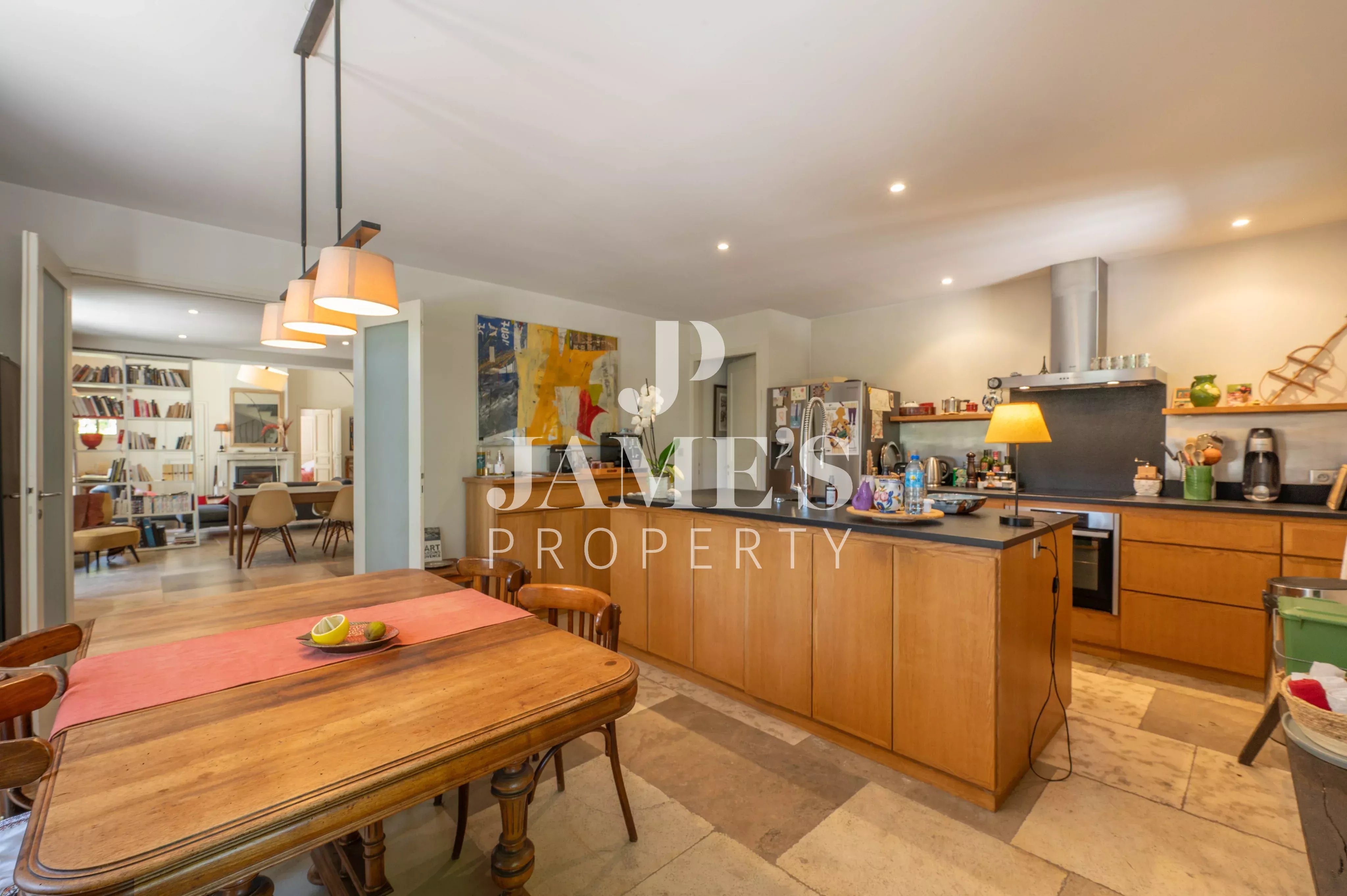 Photo 10 — JAME'S PROPERTY