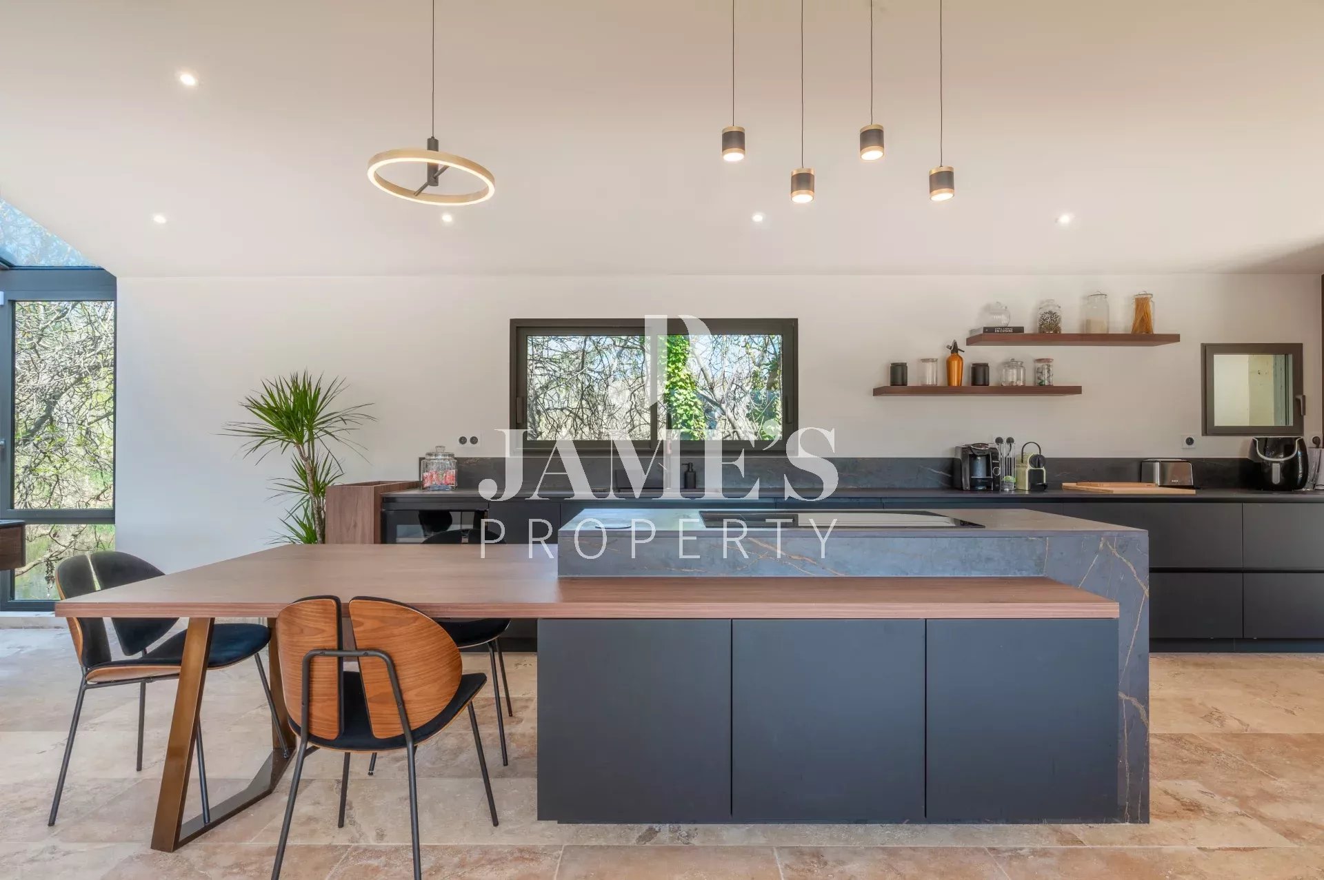 Photo 19 — JAME'S PROPERTY