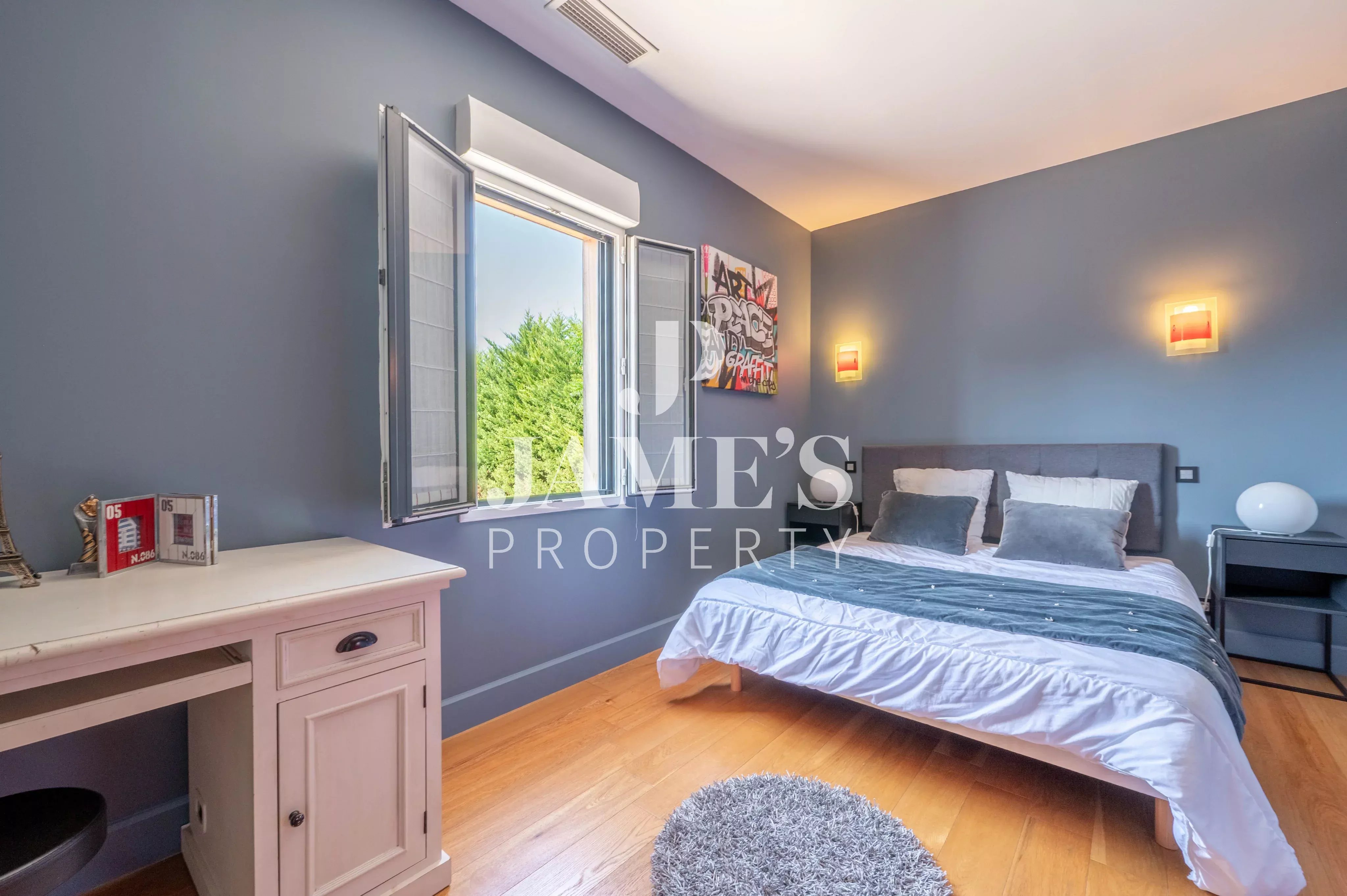Photo 11 — JAME'S PROPERTY