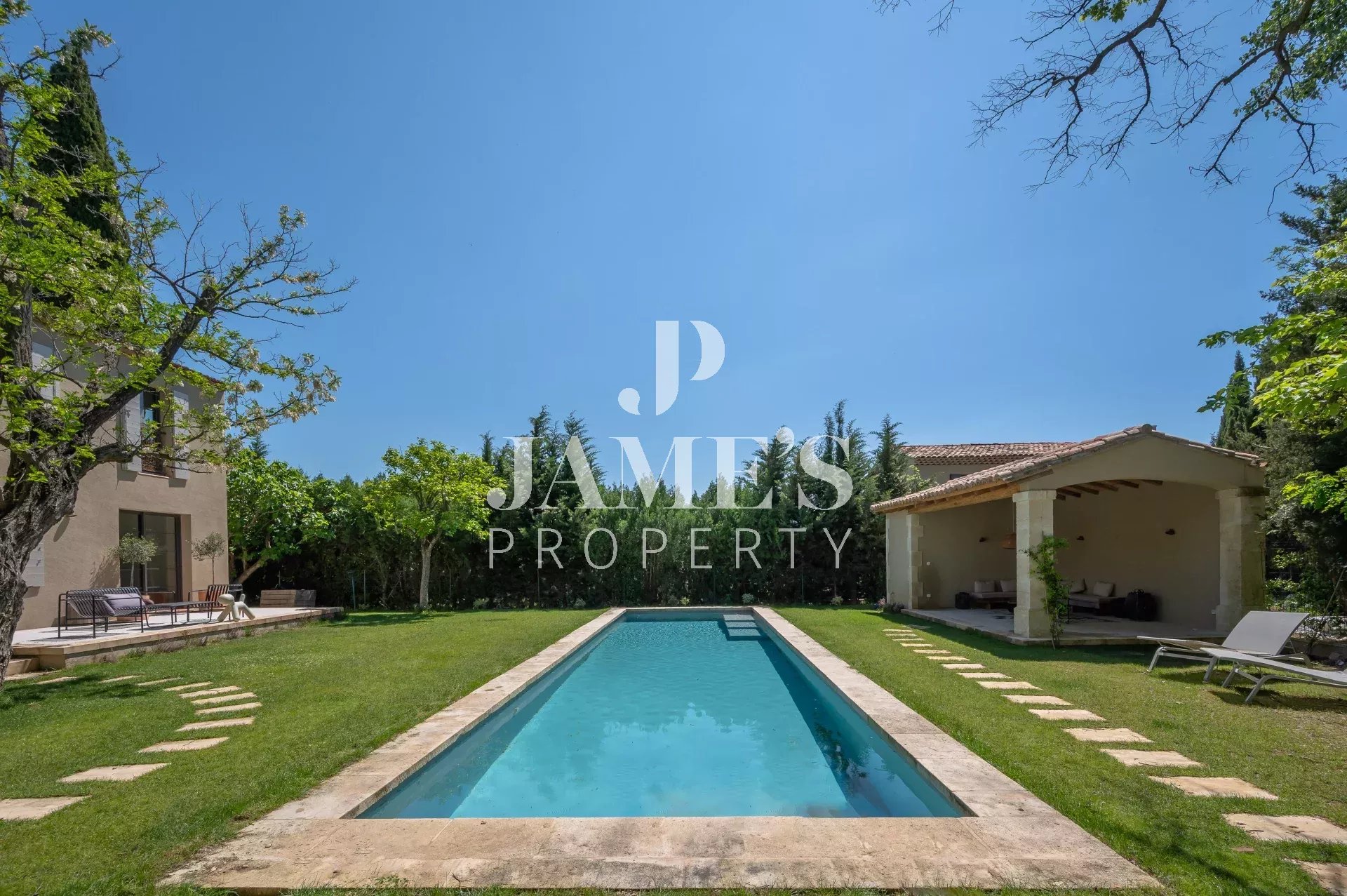 Photo 11 — JAME'S PROPERTY