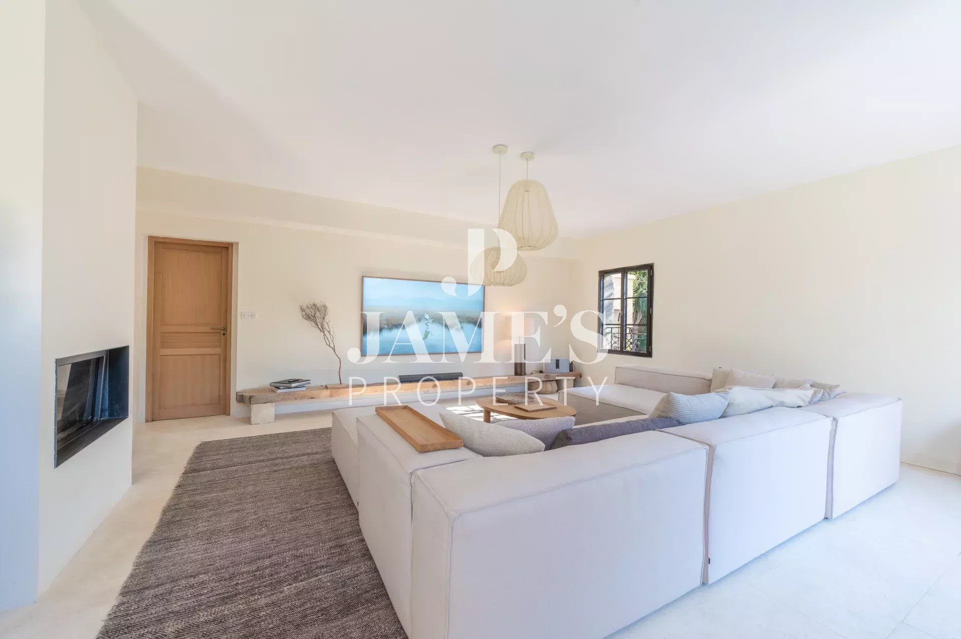Photo 6 — JAME'S PROPERTY