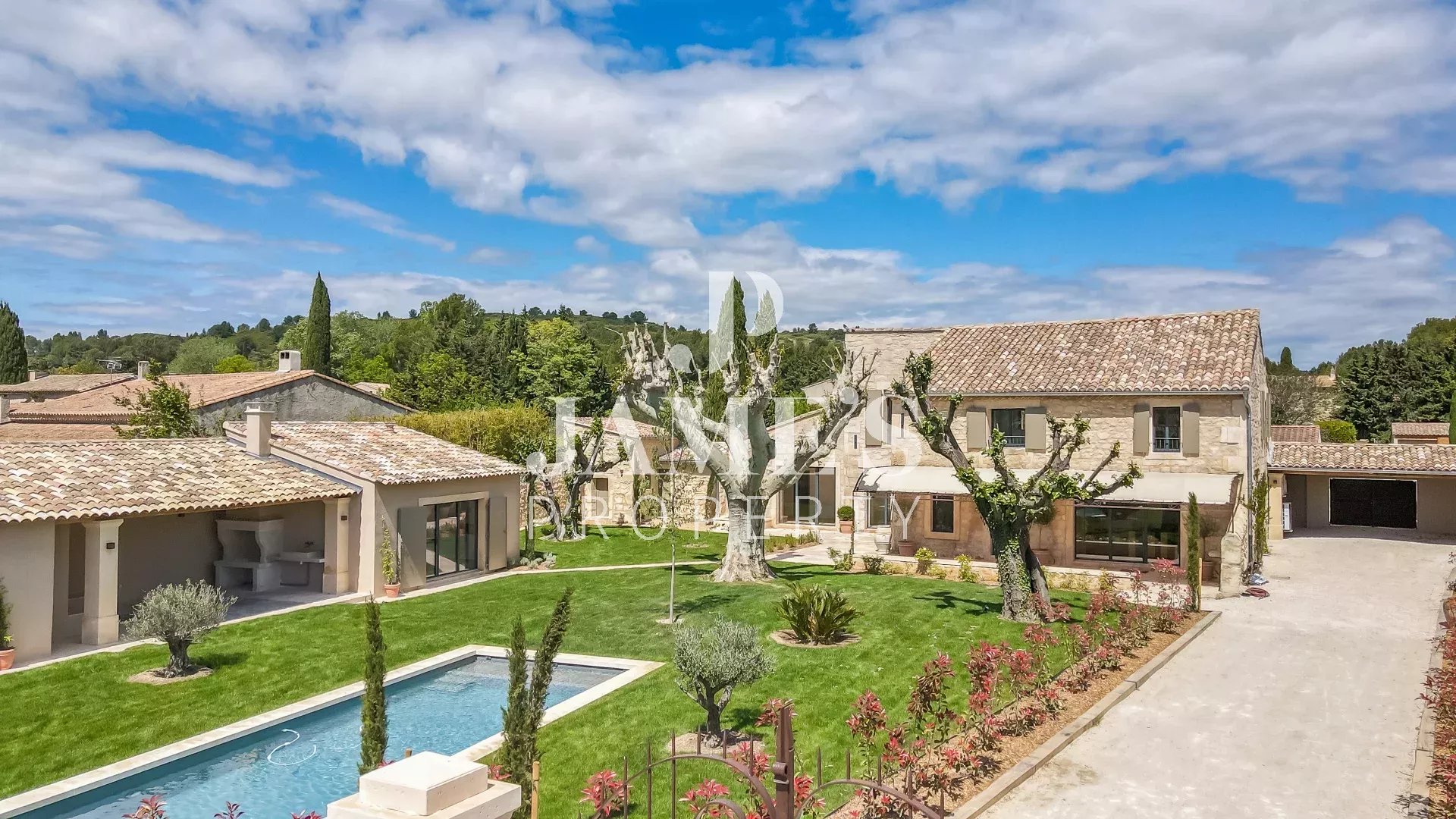Photo 3 — JAME'S PROPERTY