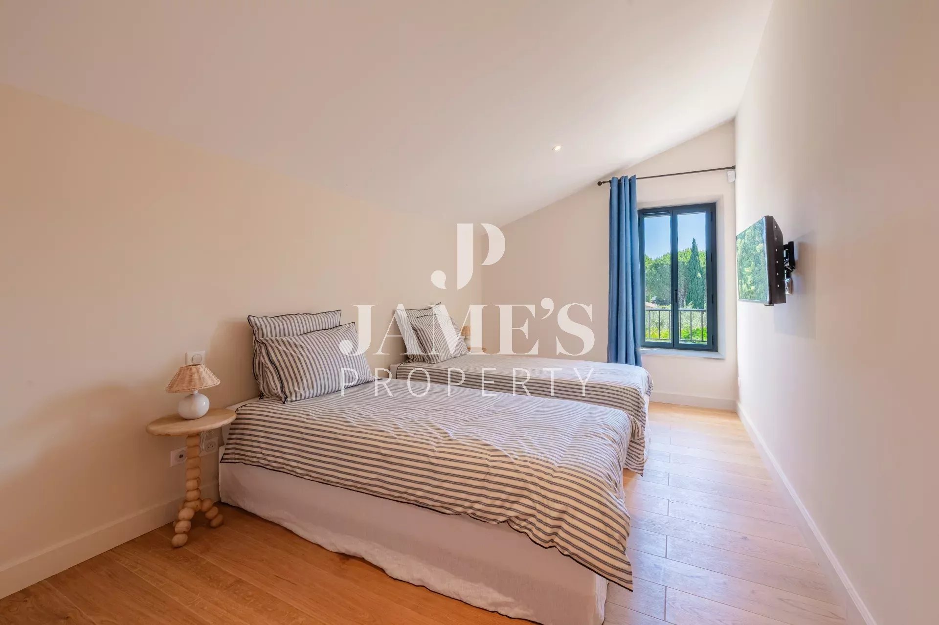 Photo 29 — JAME'S PROPERTY