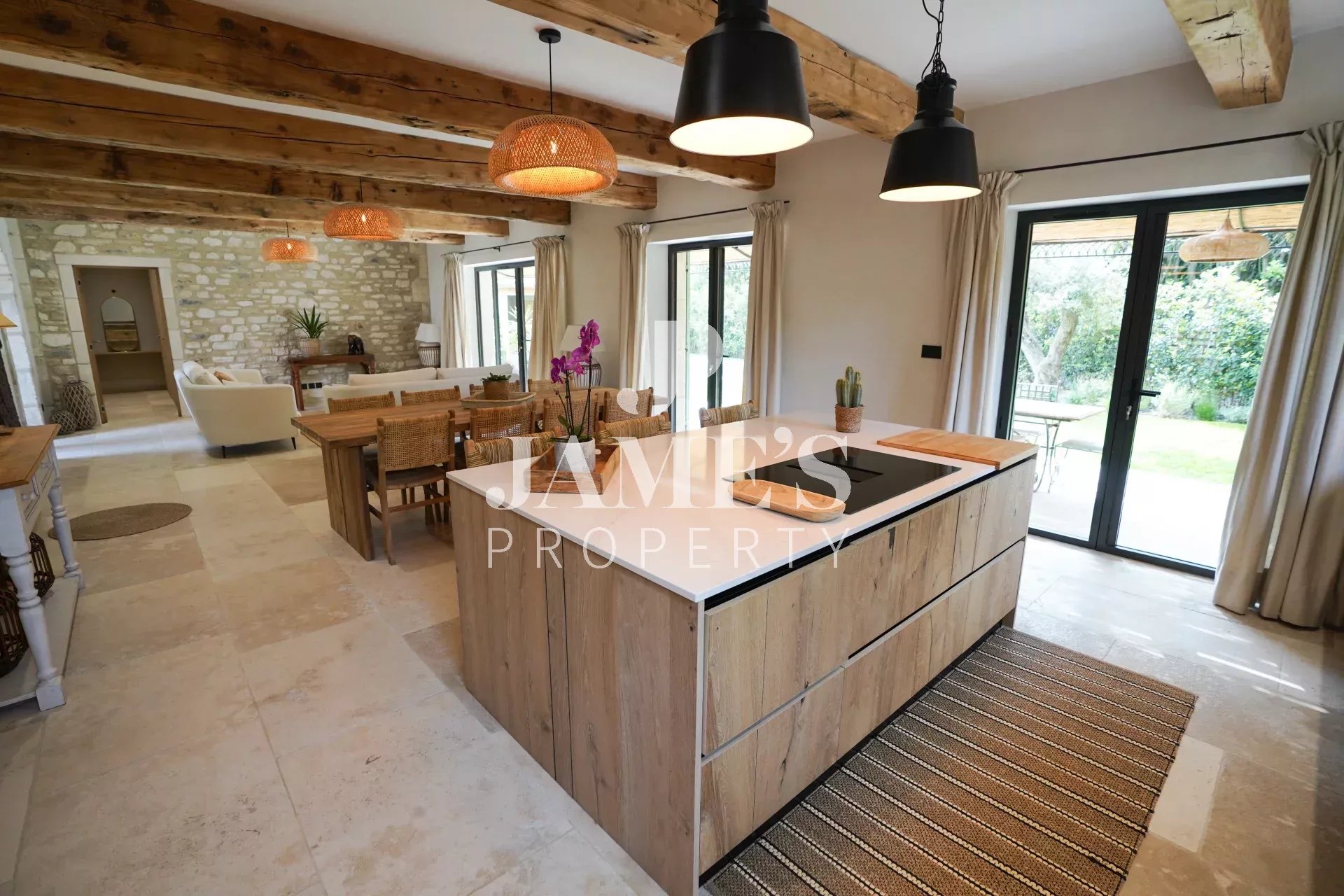 Photo 9 — JAME'S PROPERTY