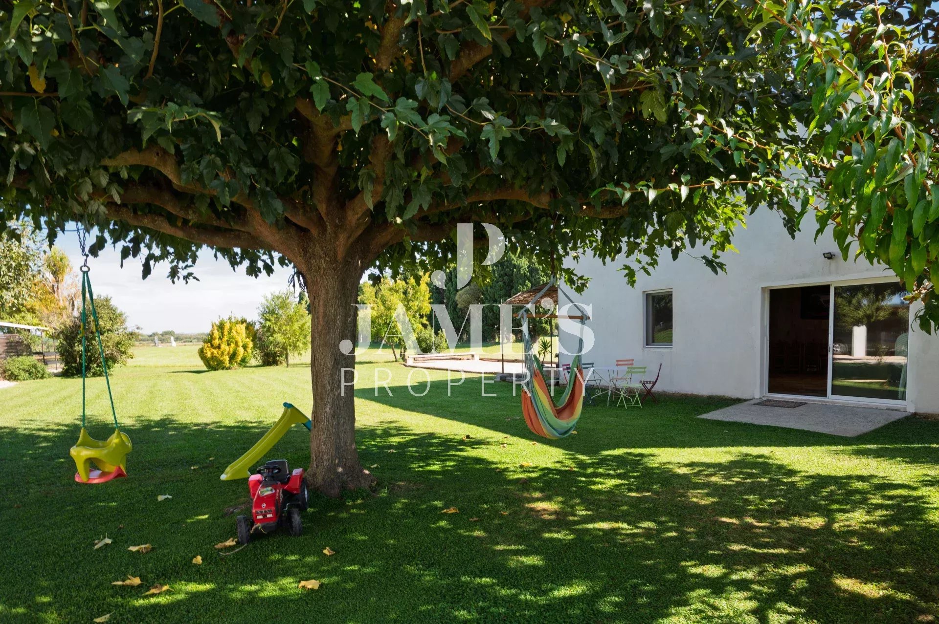 Photo 10 — JAME'S PROPERTY