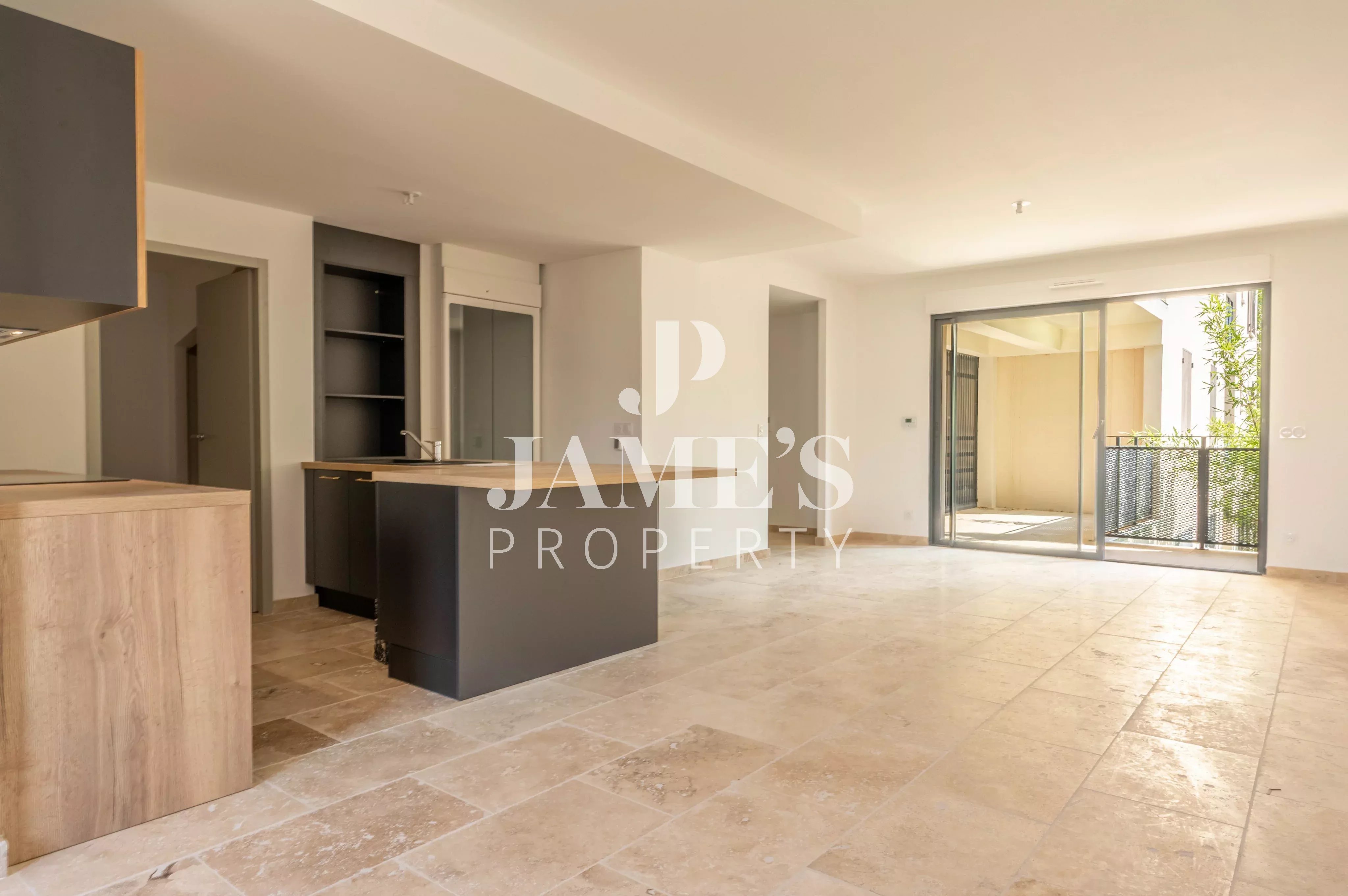 Photo 2 — JAME'S PROPERTY