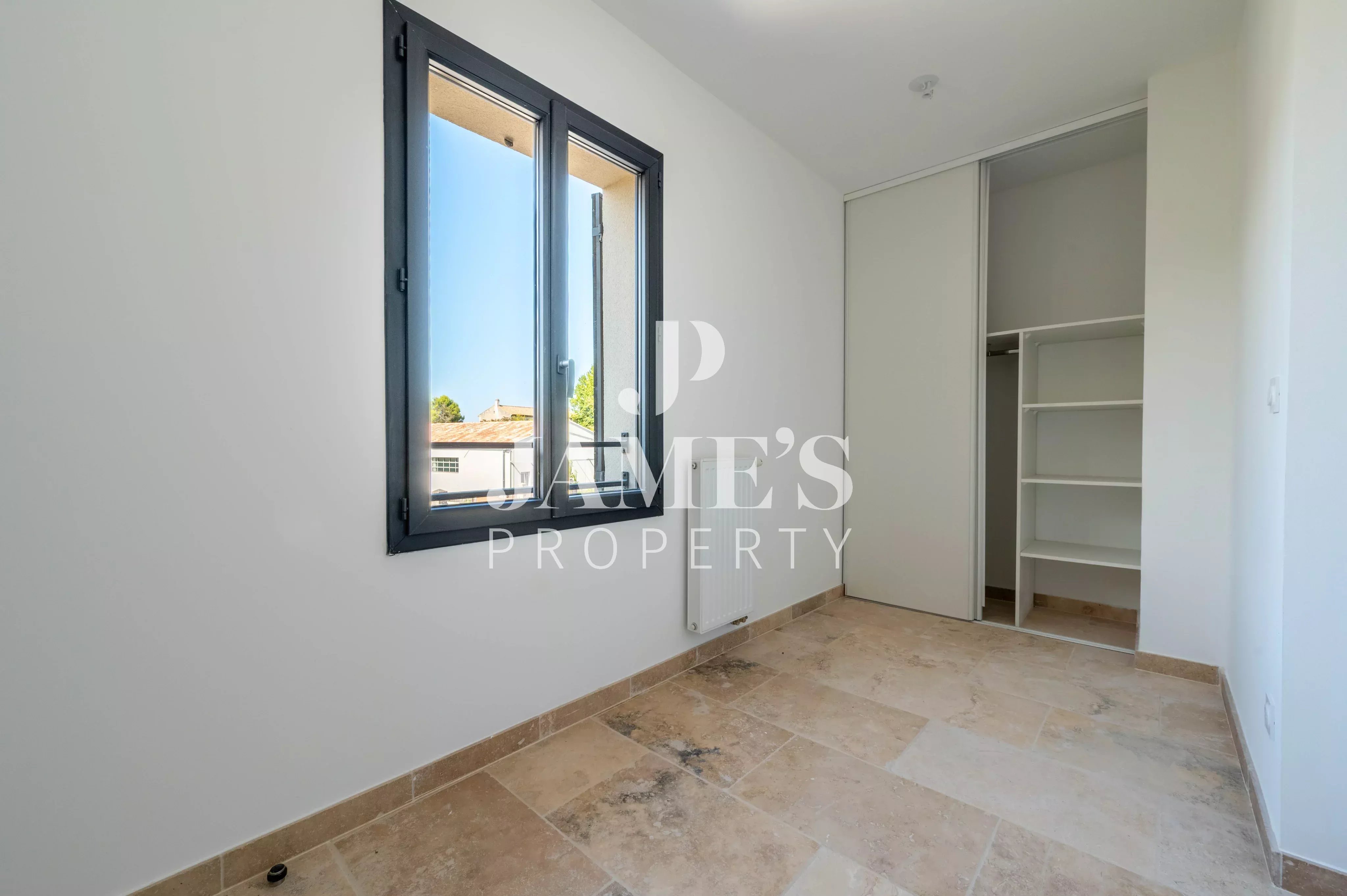 Photo 7 — JAME'S PROPERTY