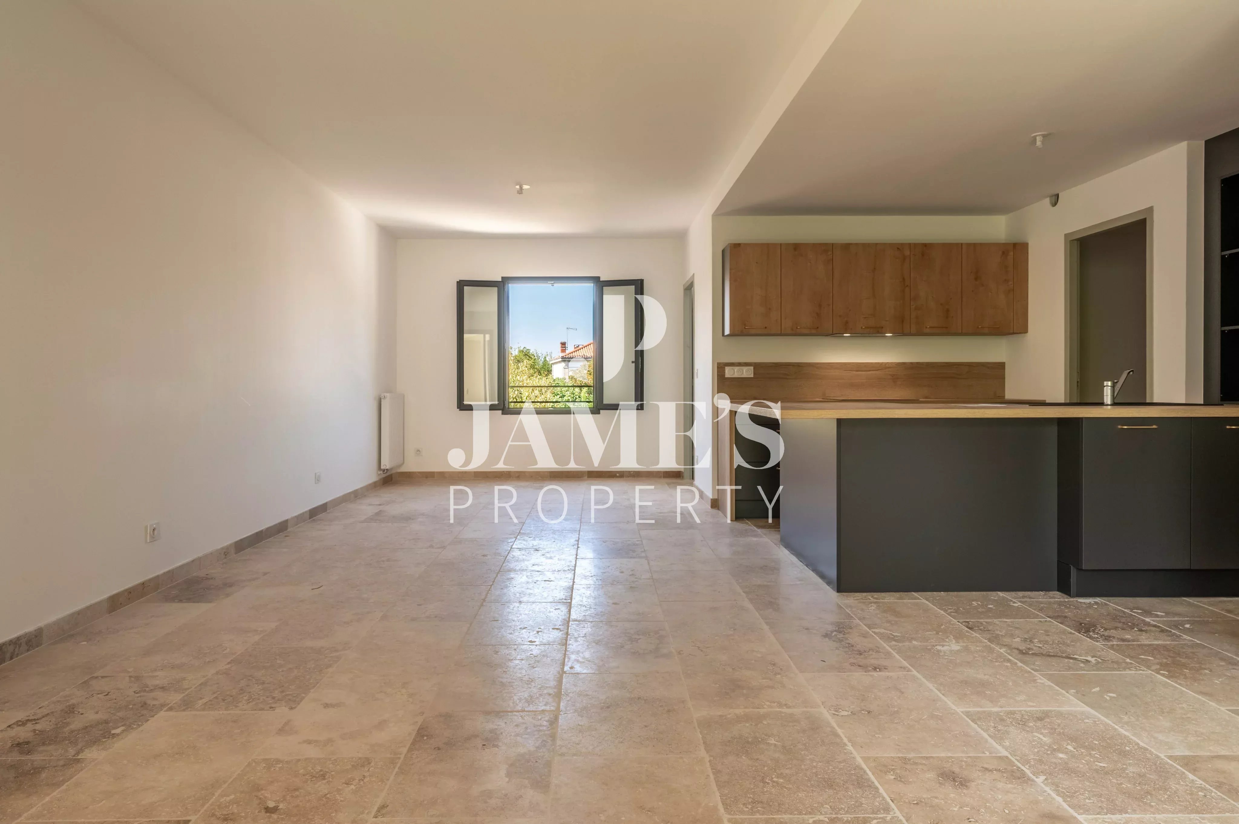 Photo 9 — JAME'S PROPERTY