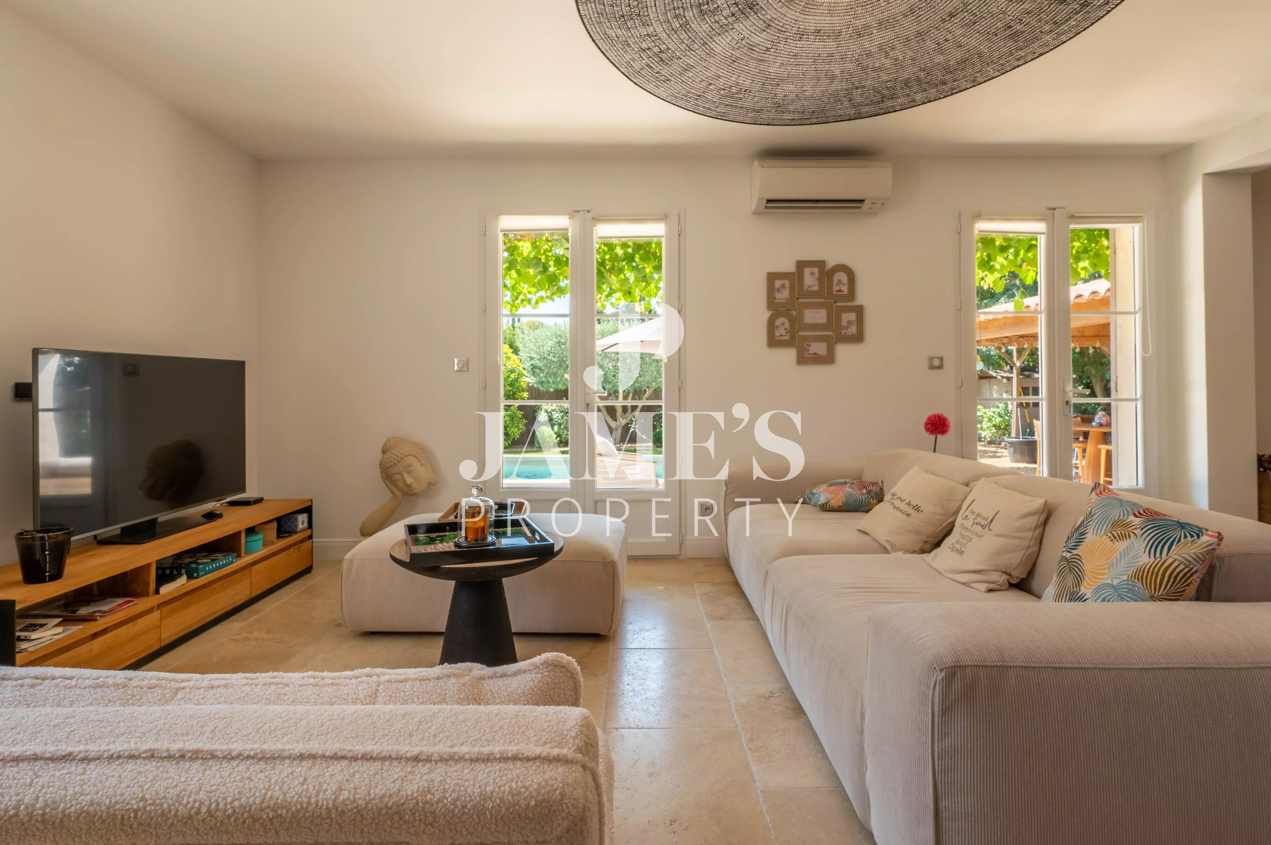Photo 9 — JAME'S PROPERTY