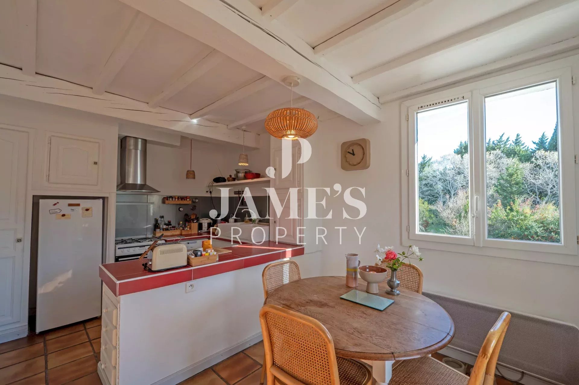 Photo 7 — JAME'S PROPERTY