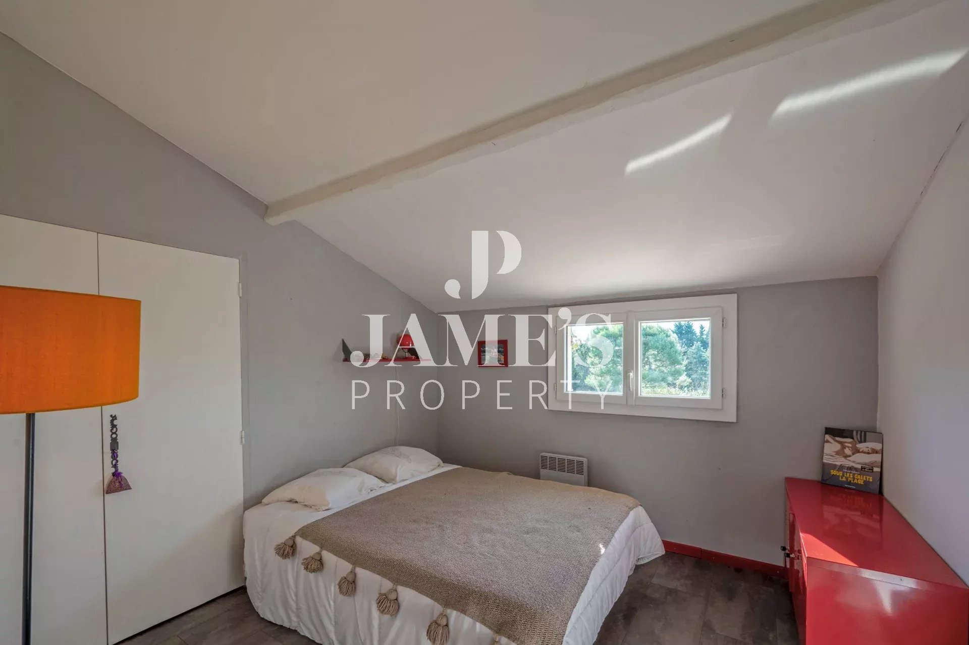 Photo 8 — JAME'S PROPERTY