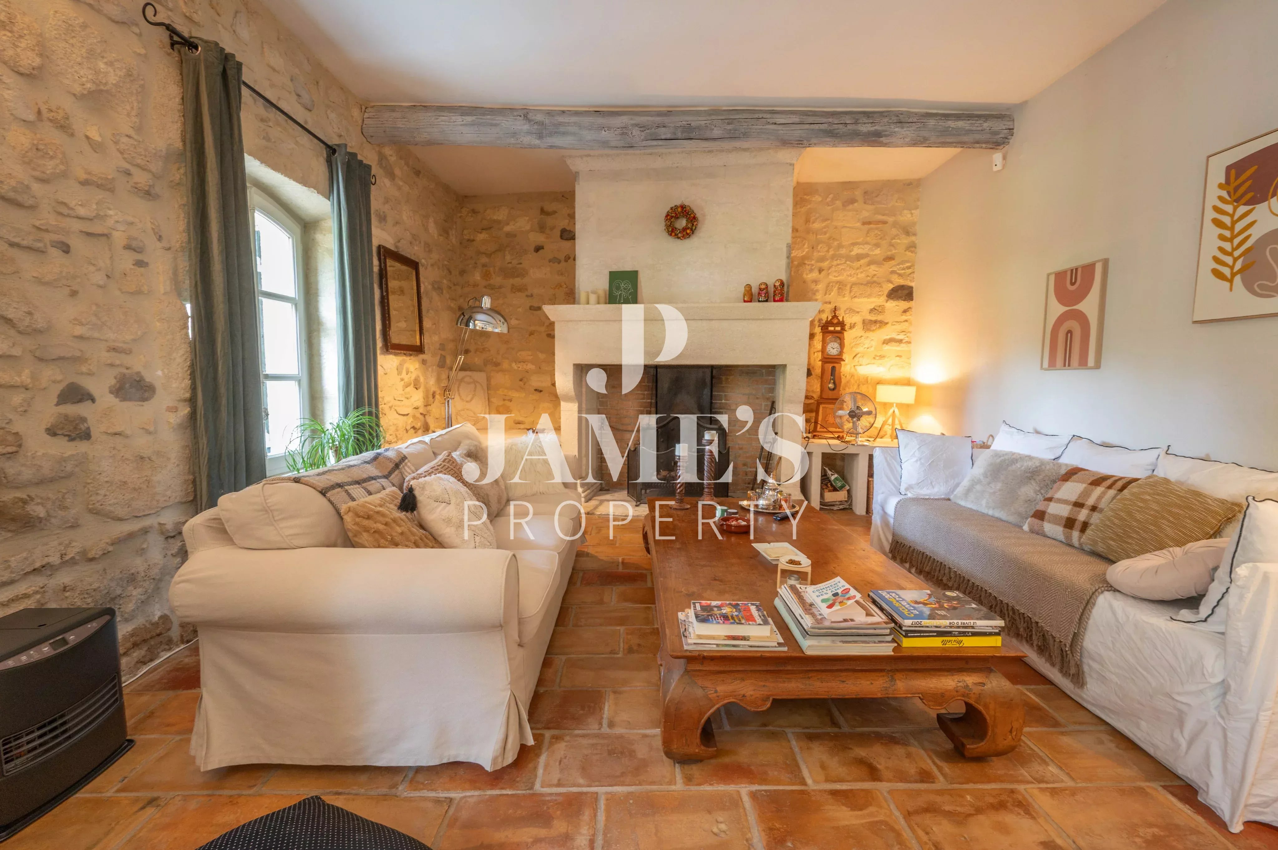 Photo 11 — JAME'S PROPERTY