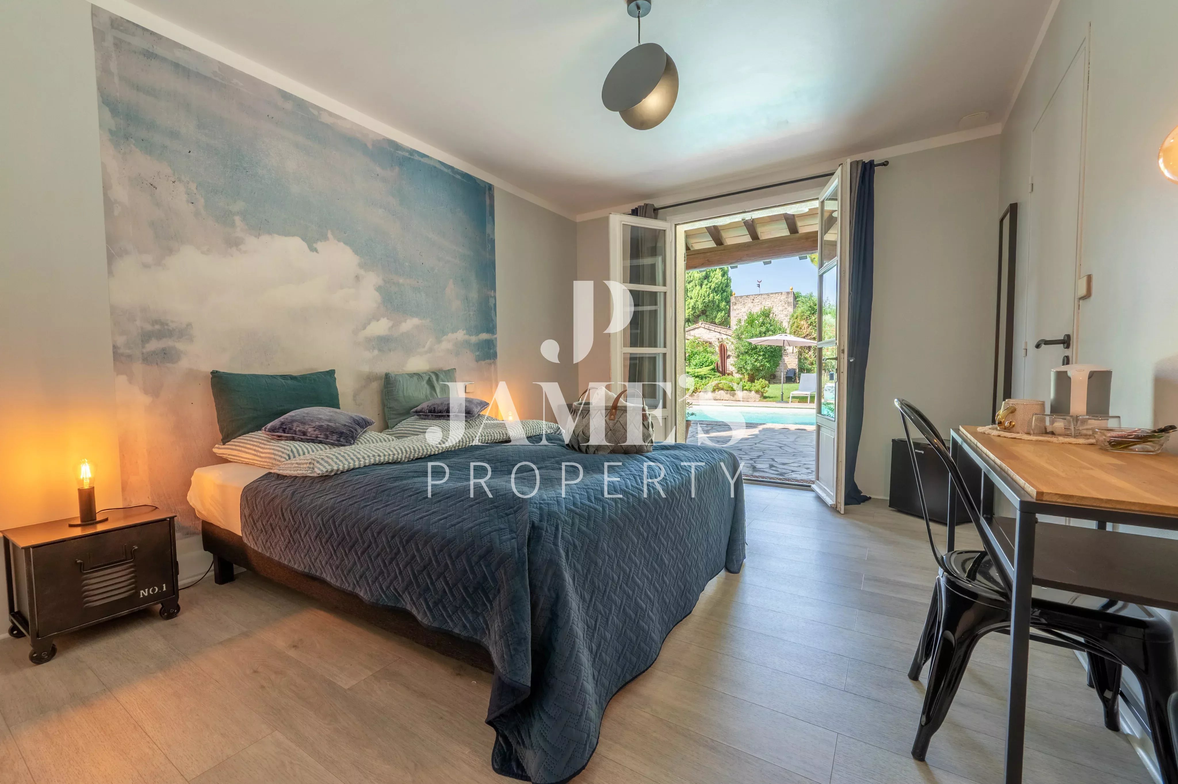 Photo 13 — JAME'S PROPERTY