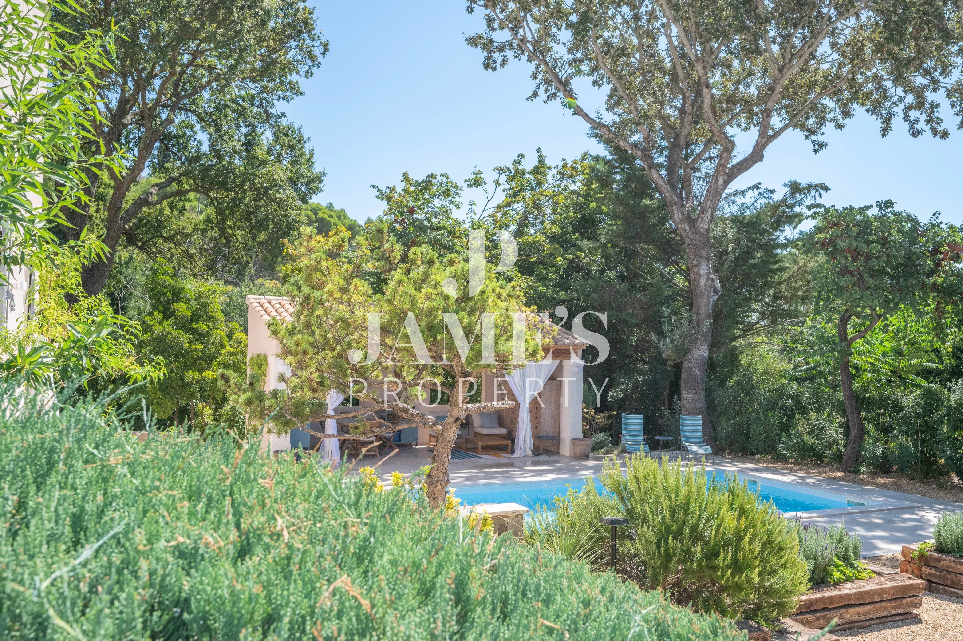 Photo 2 — JAME'S PROPERTY