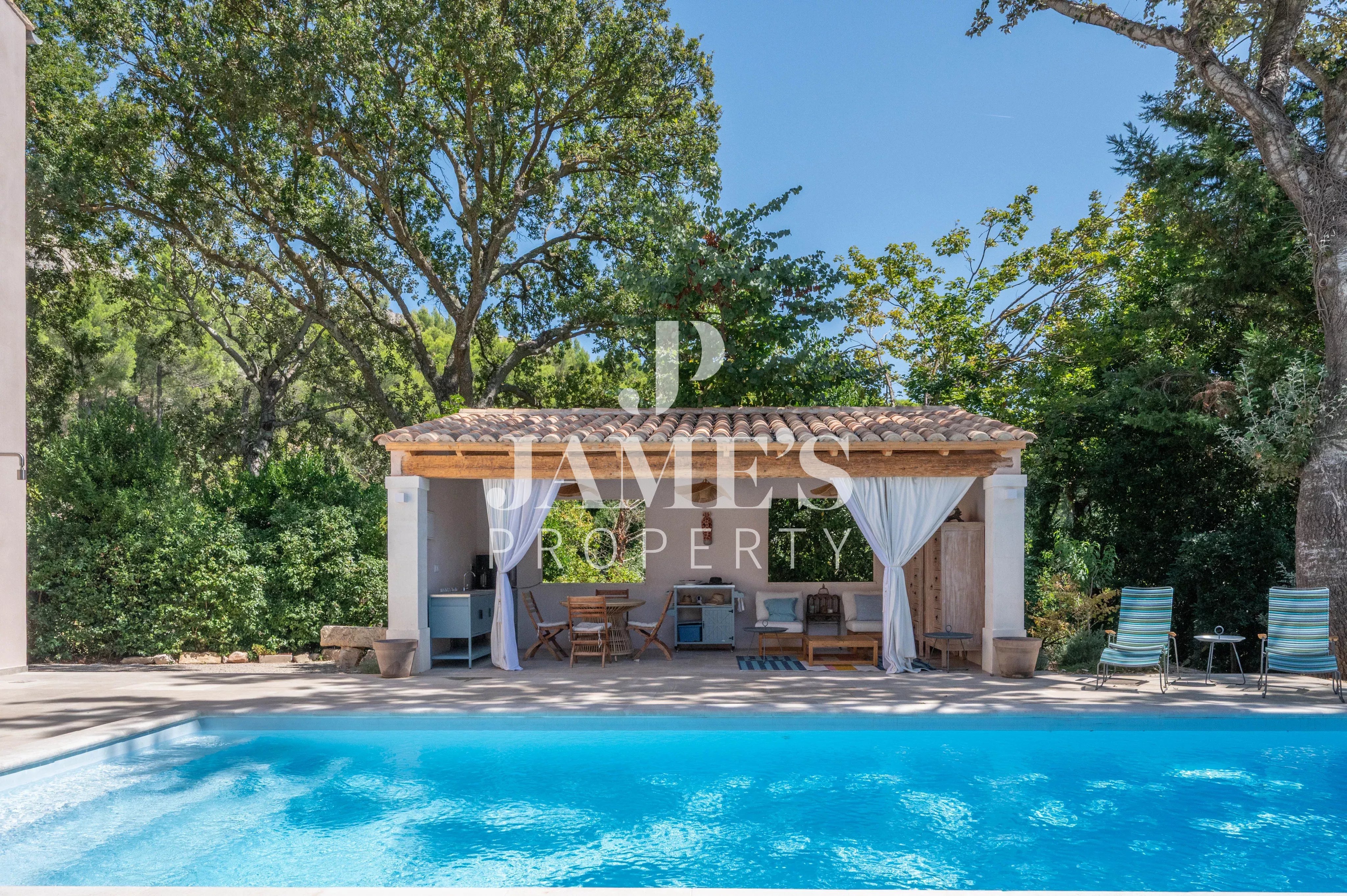 Photo 4 — JAME'S PROPERTY