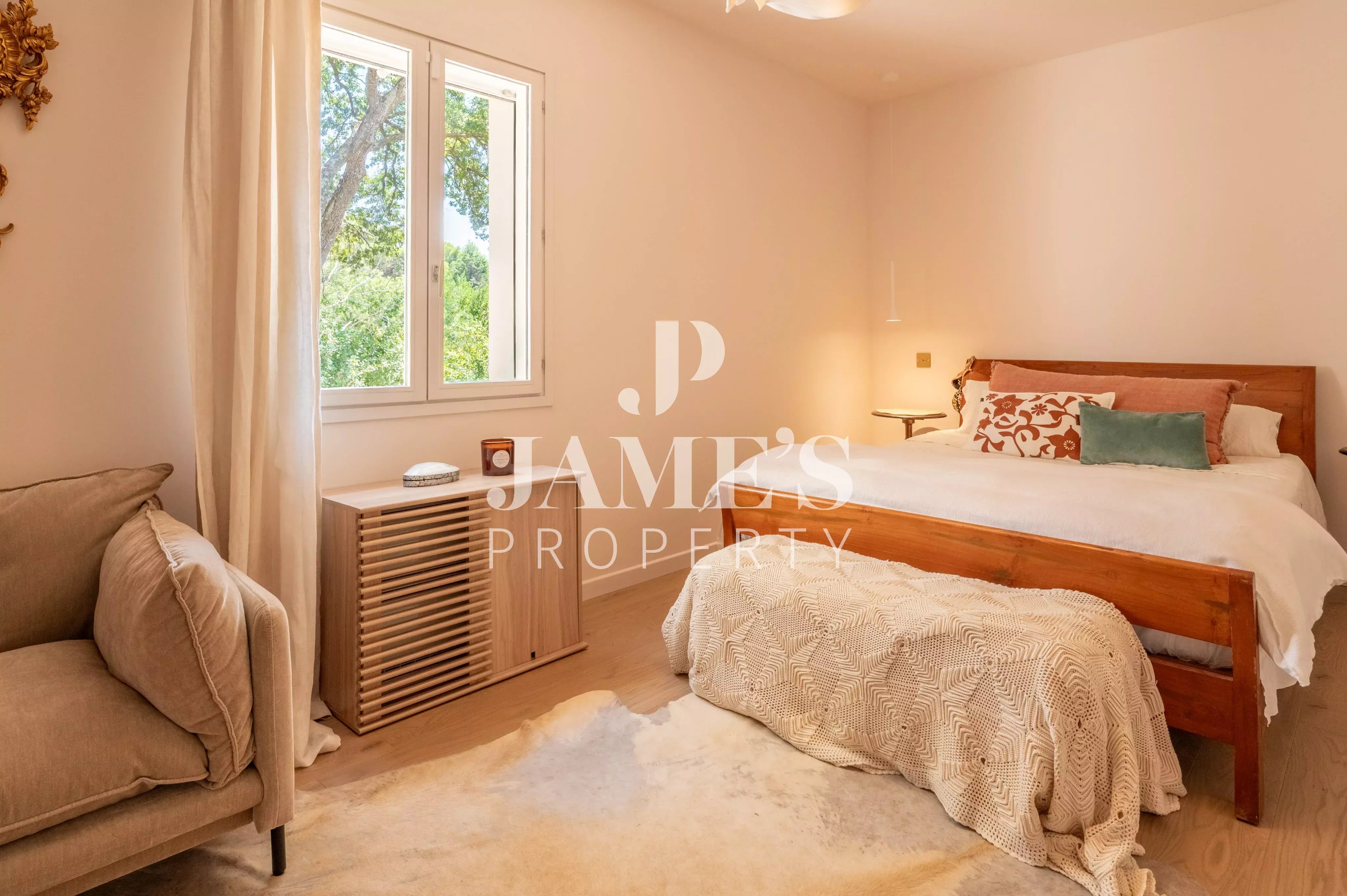 Photo 15 — JAME'S PROPERTY